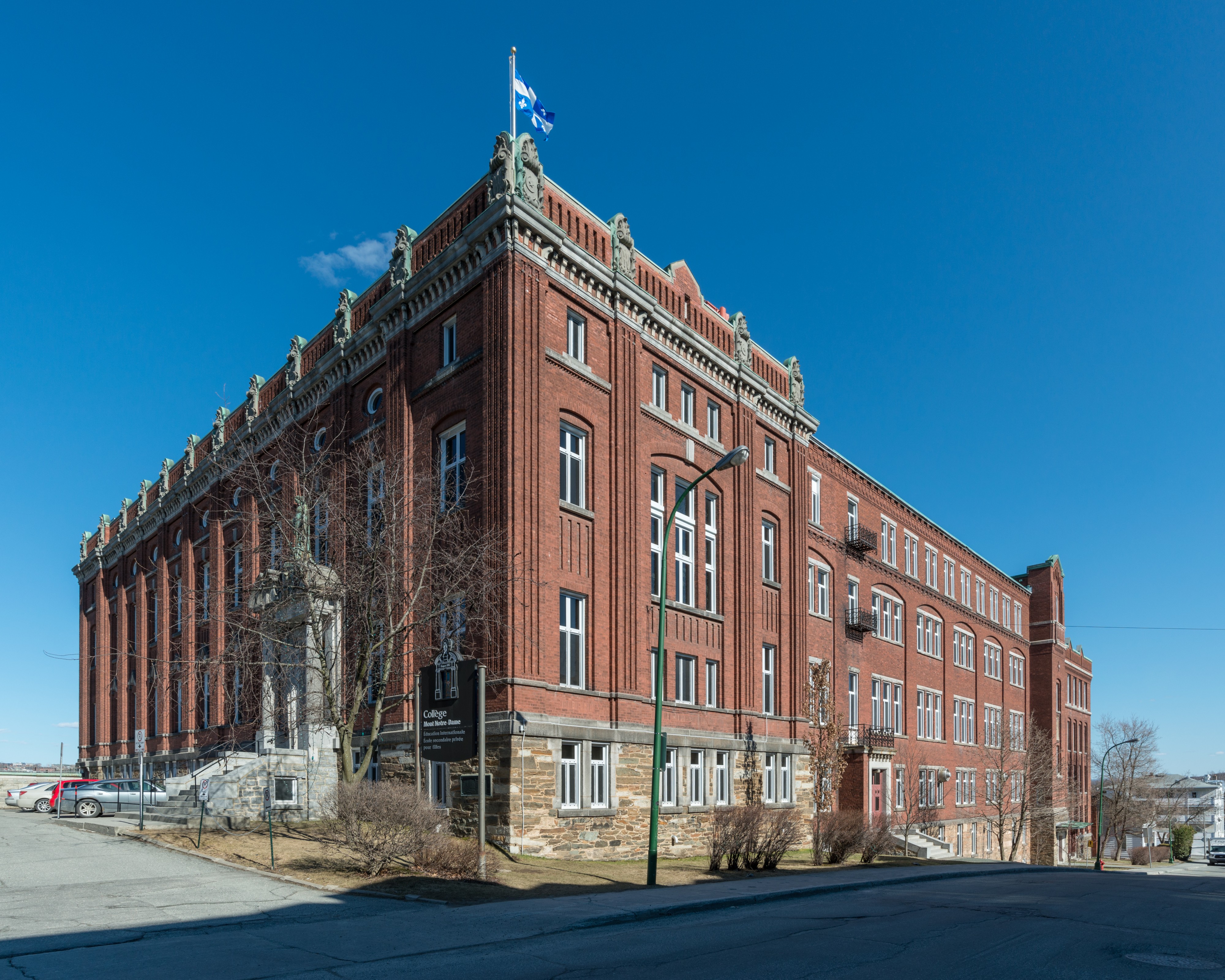 Collège Mont Notre-Dame, Sherbrooke, West view 20170414 1