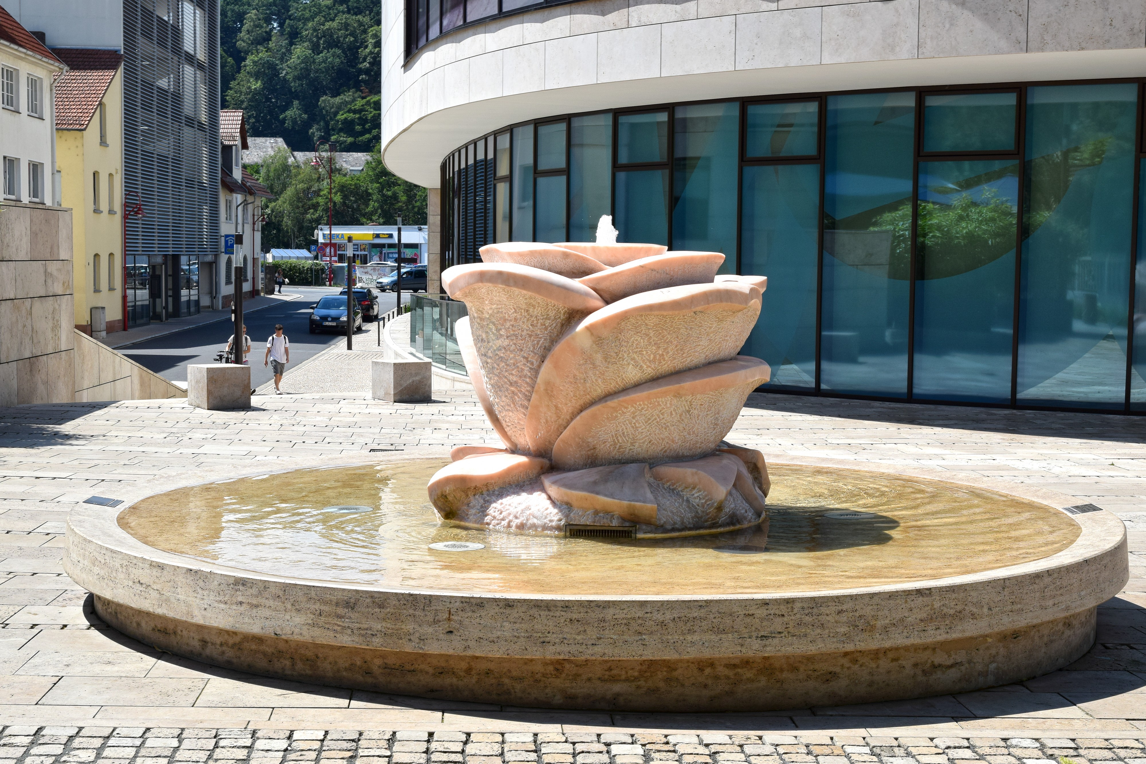 DVAG Marburg Brunnen (2)