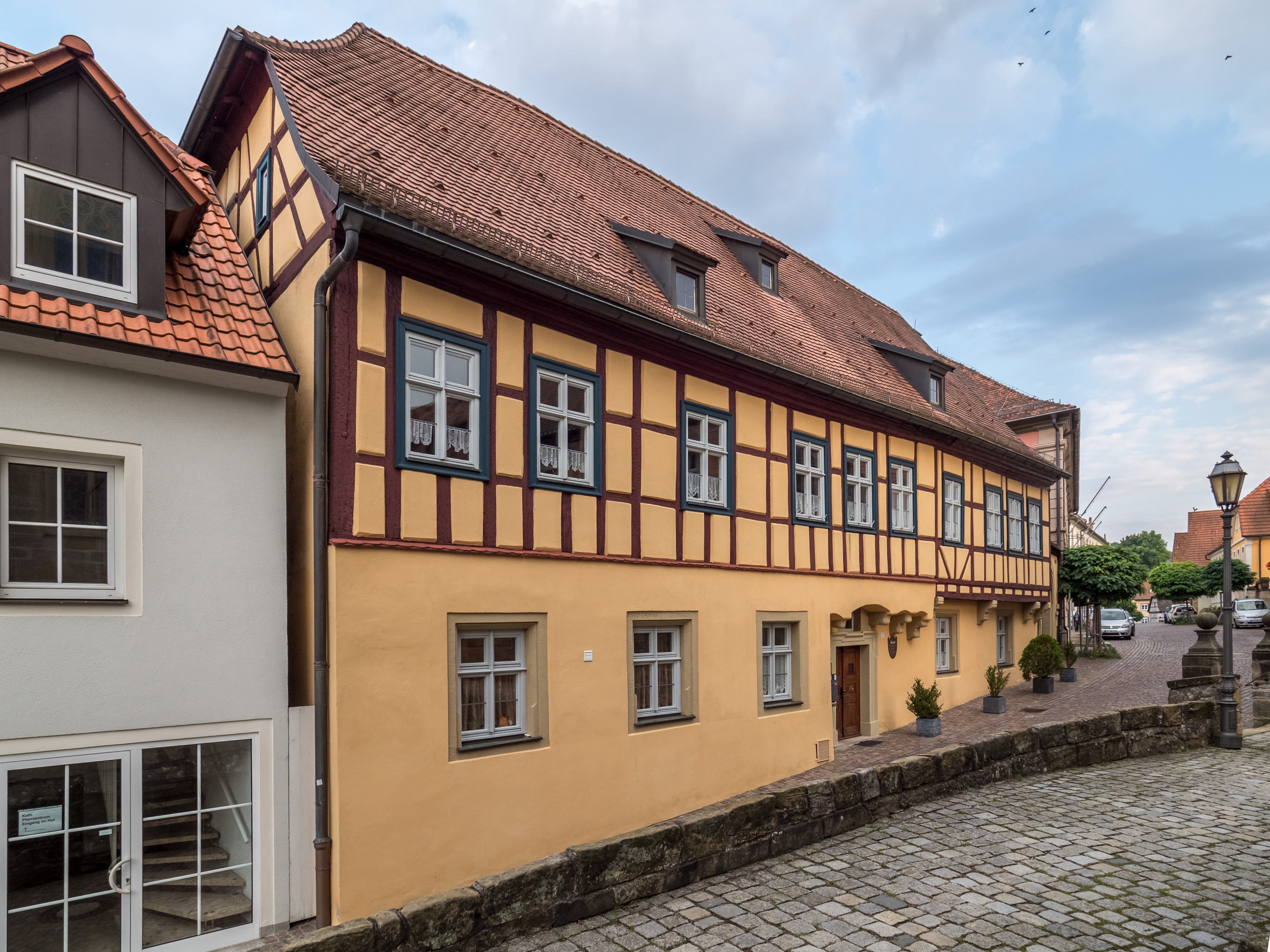 Ebern Pfarrhaus 9234336
