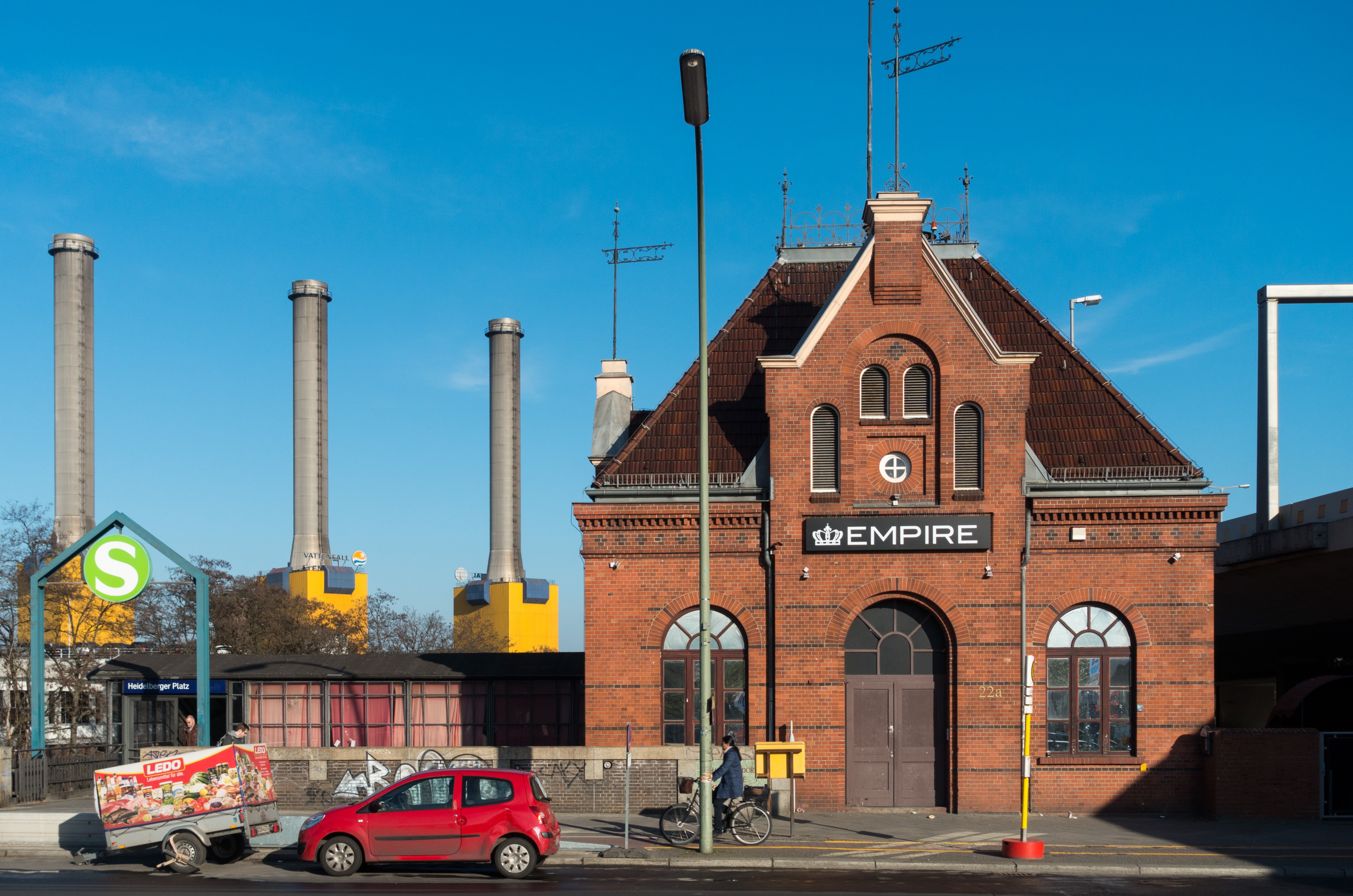 Empfangsgebäude