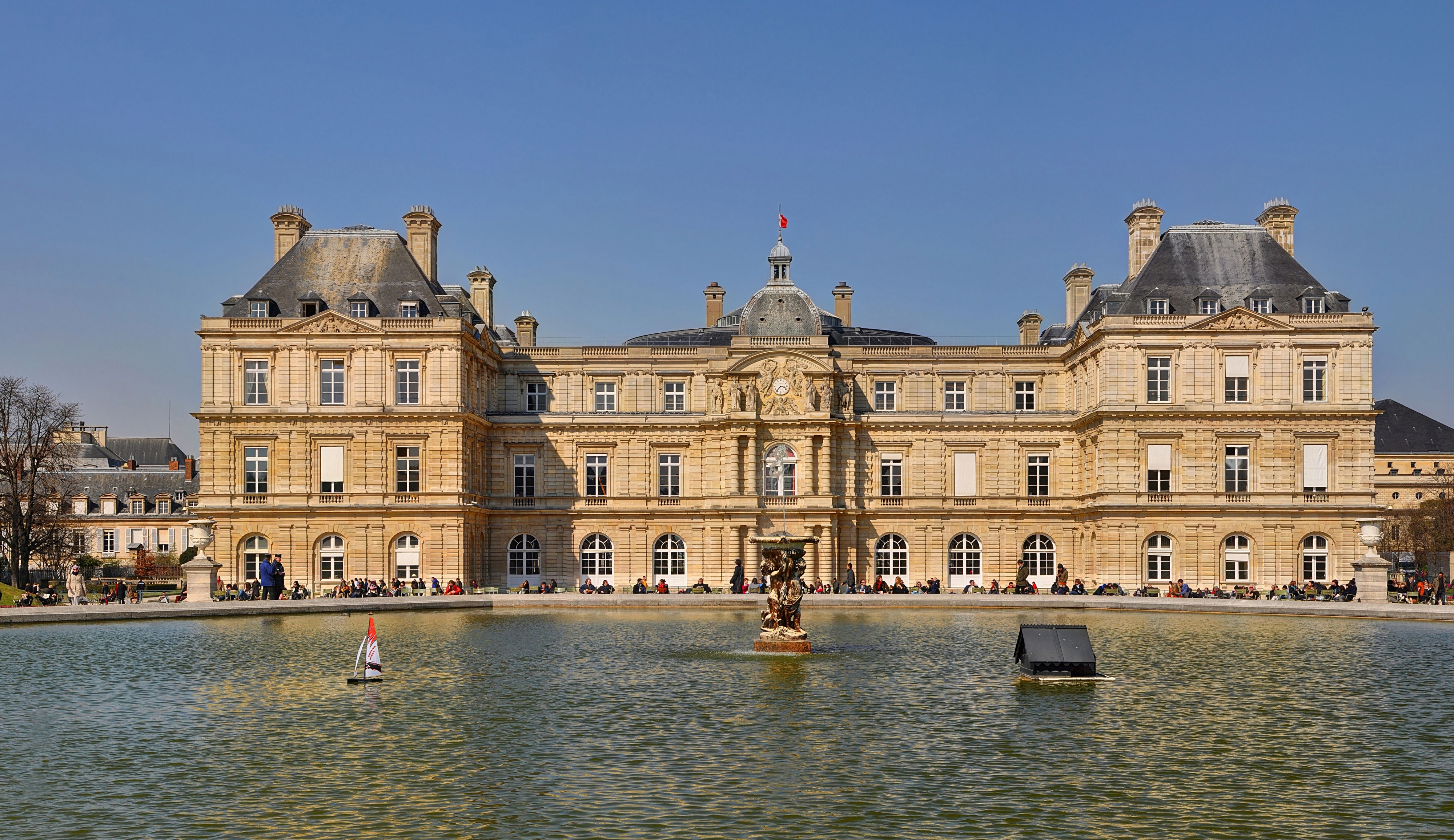 Facade of Palais du Luxembourg, Paris 6th 007