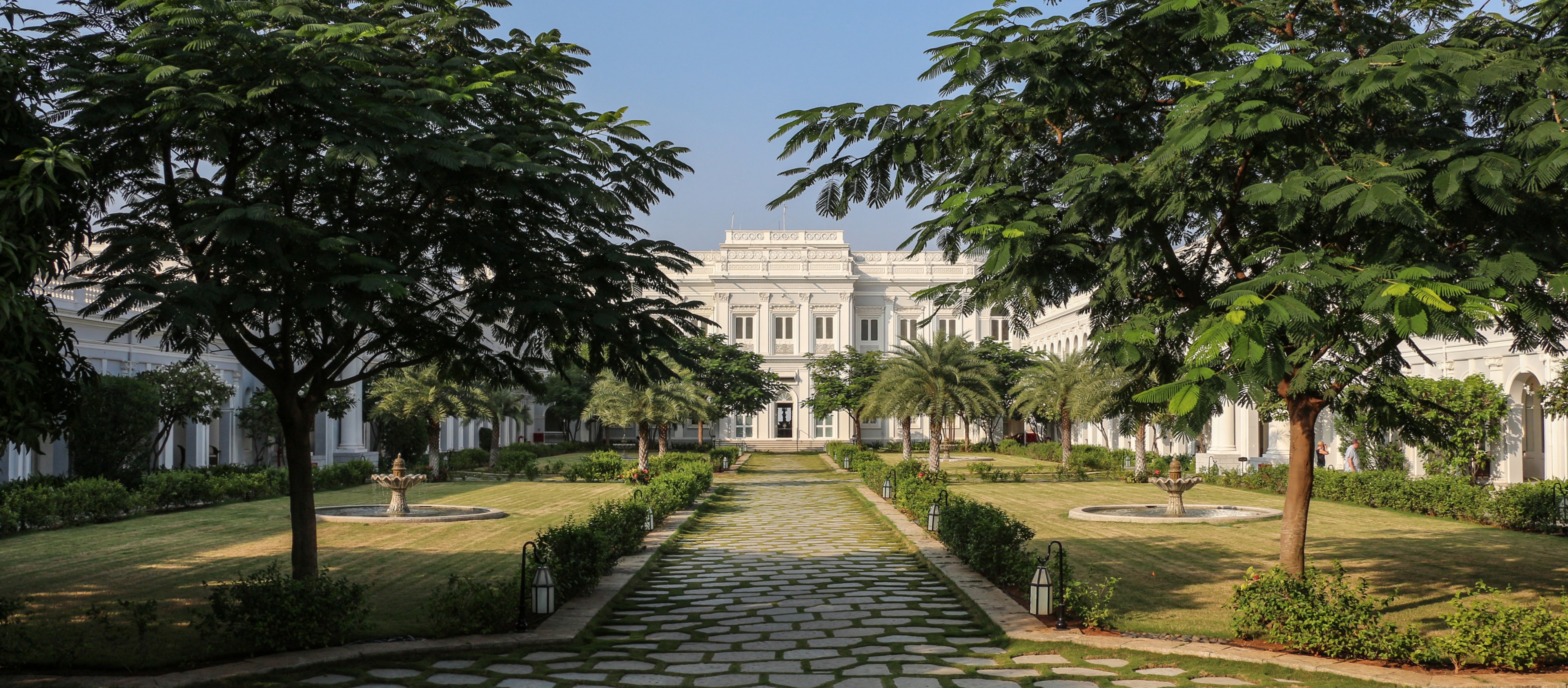 Falaknuma Palace 02