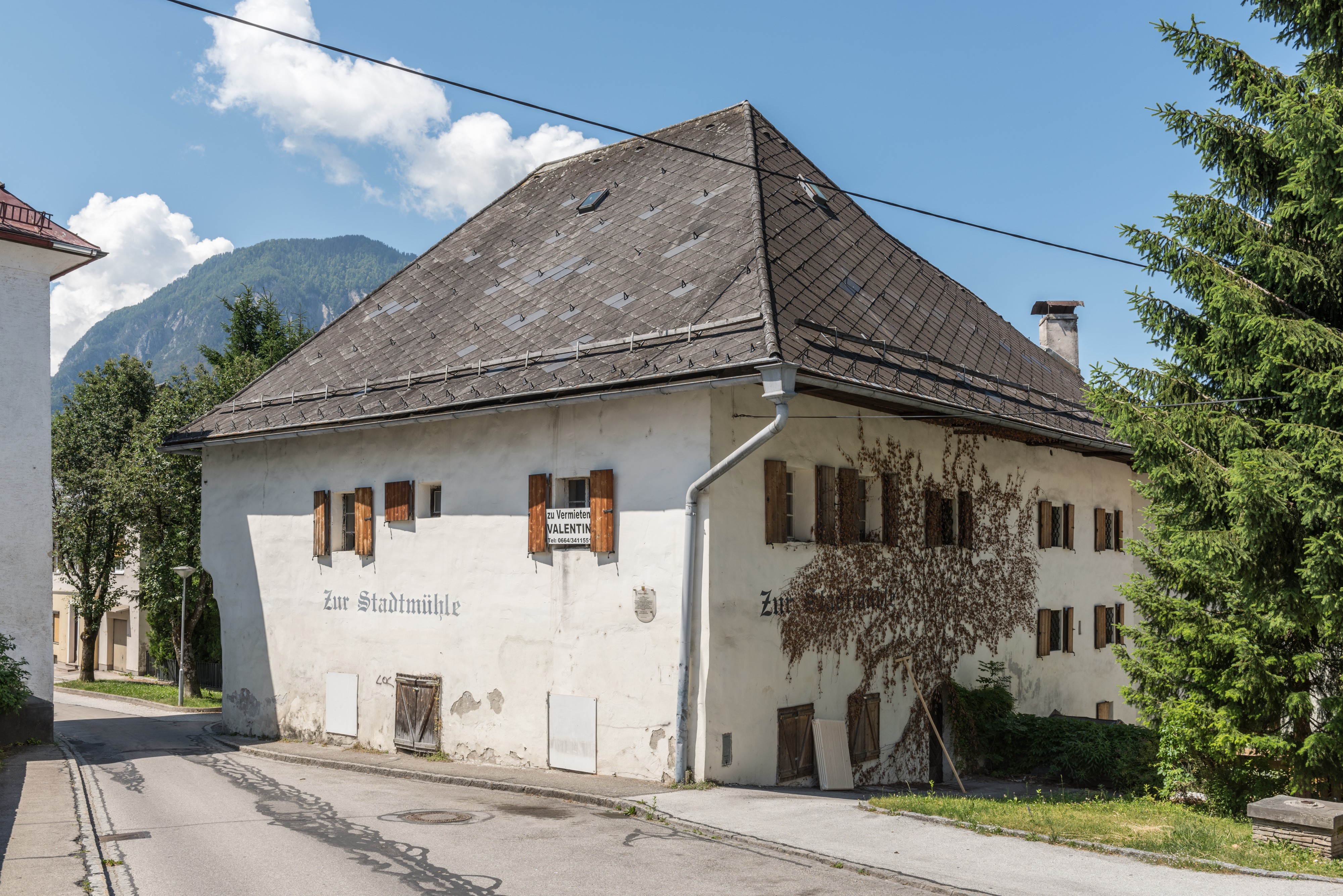 Ferlach Schulhausgasse 3 Rebernighaus NO-Ansicht 07062015 2527