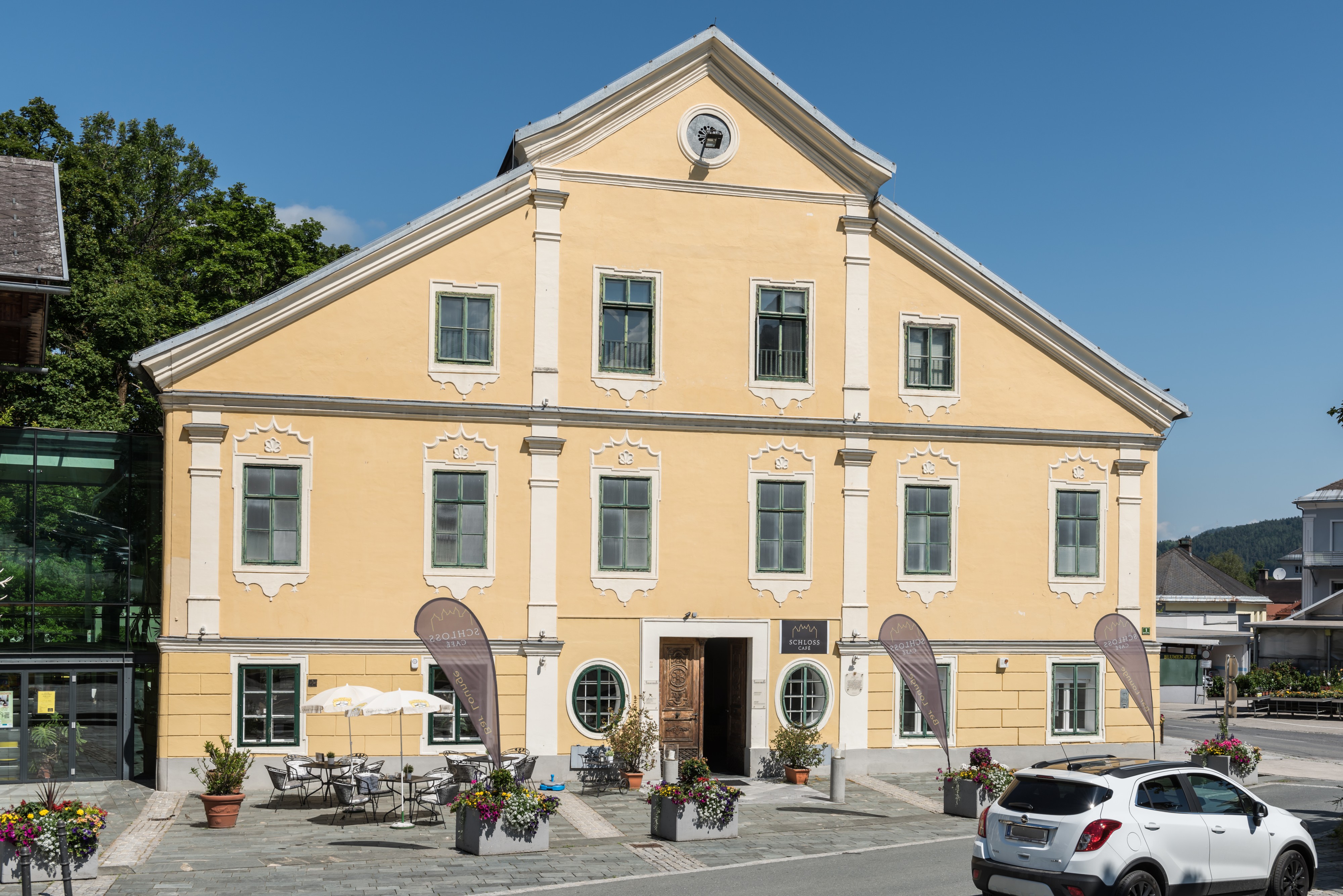 Ferlach Sponheimerplatz 1 Schloss 07062016 2478
