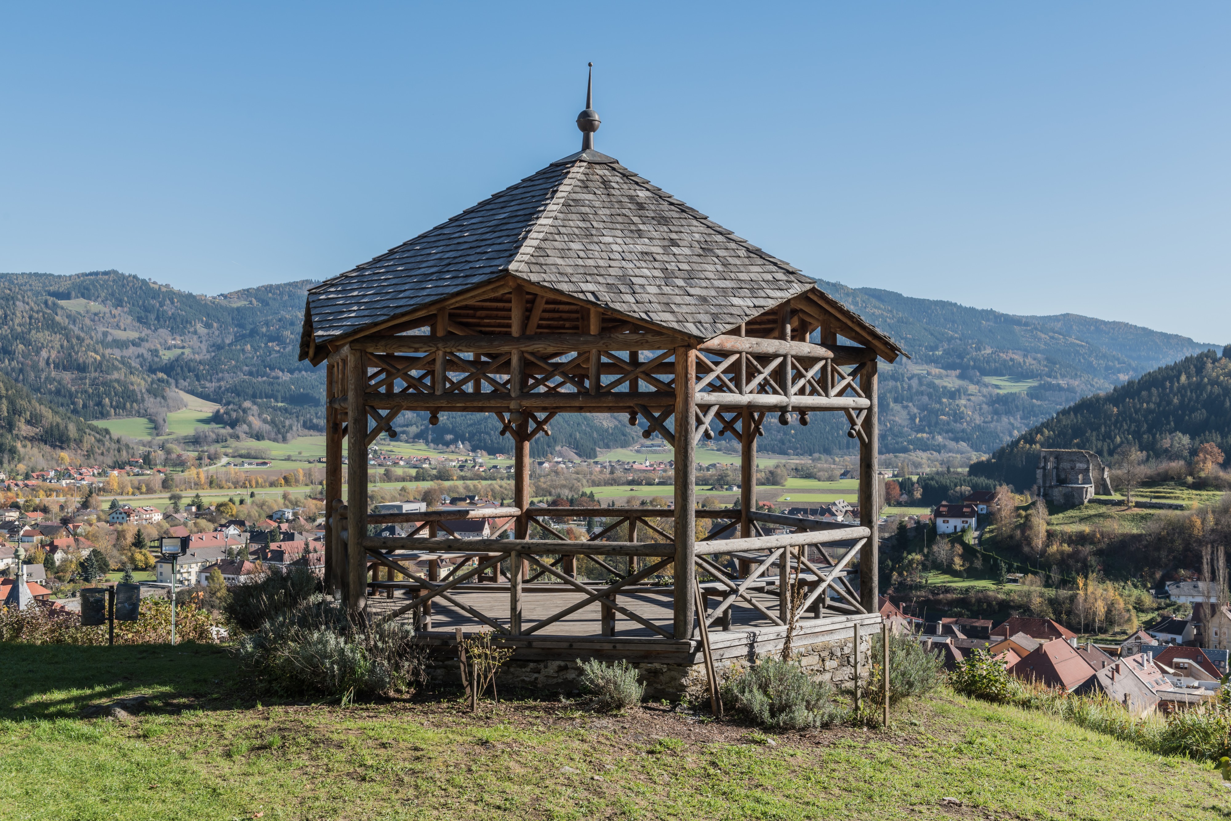 Friesach Petersberg Aussichtspavillon «Bürgerlust» 28102016 5290