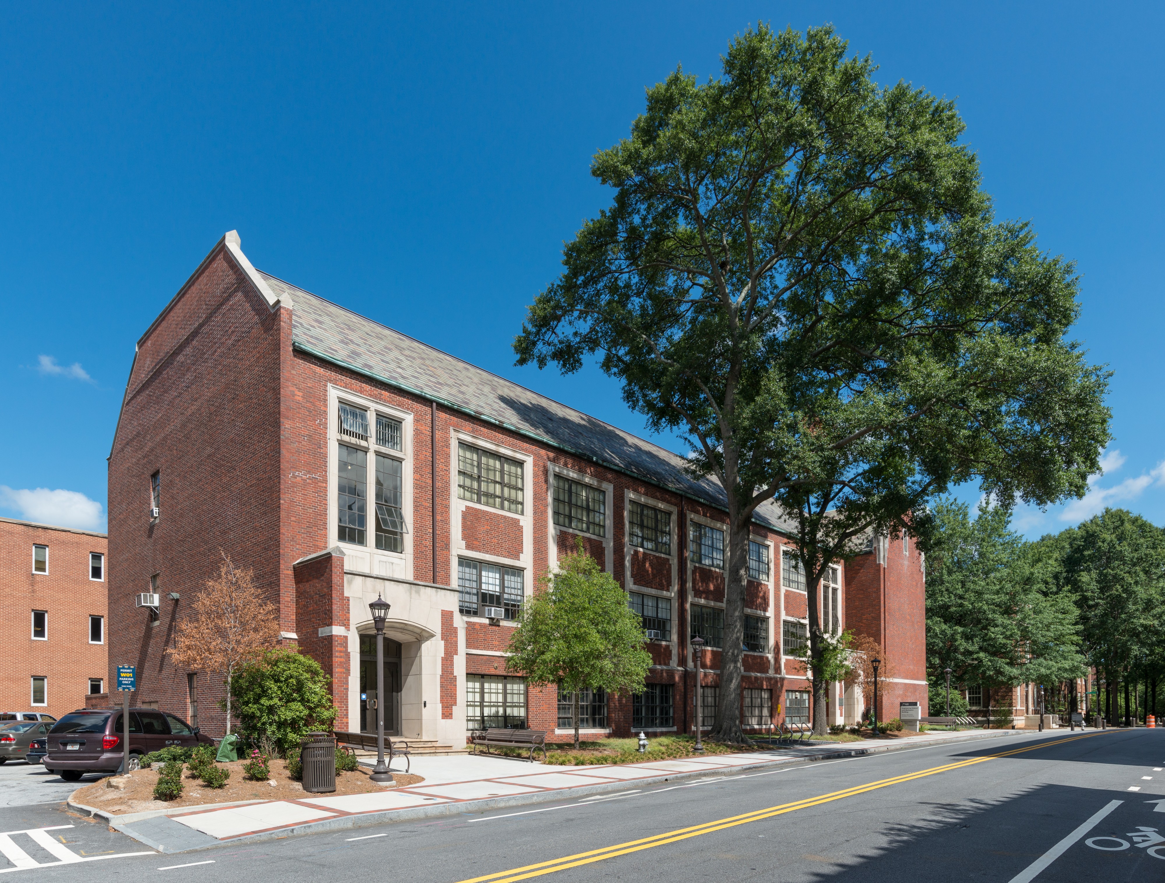 Guggenheim Building, Georgia Tech, Atlanta, Southeast view 20160717 1