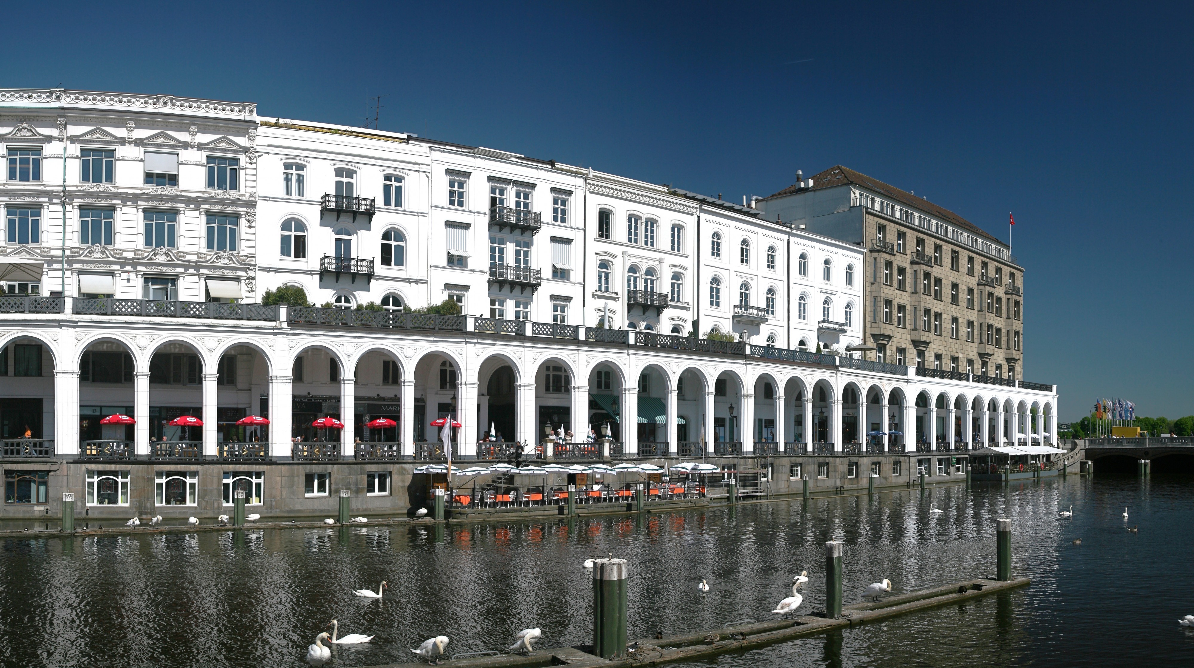 HH Alsterarkaden pano1b