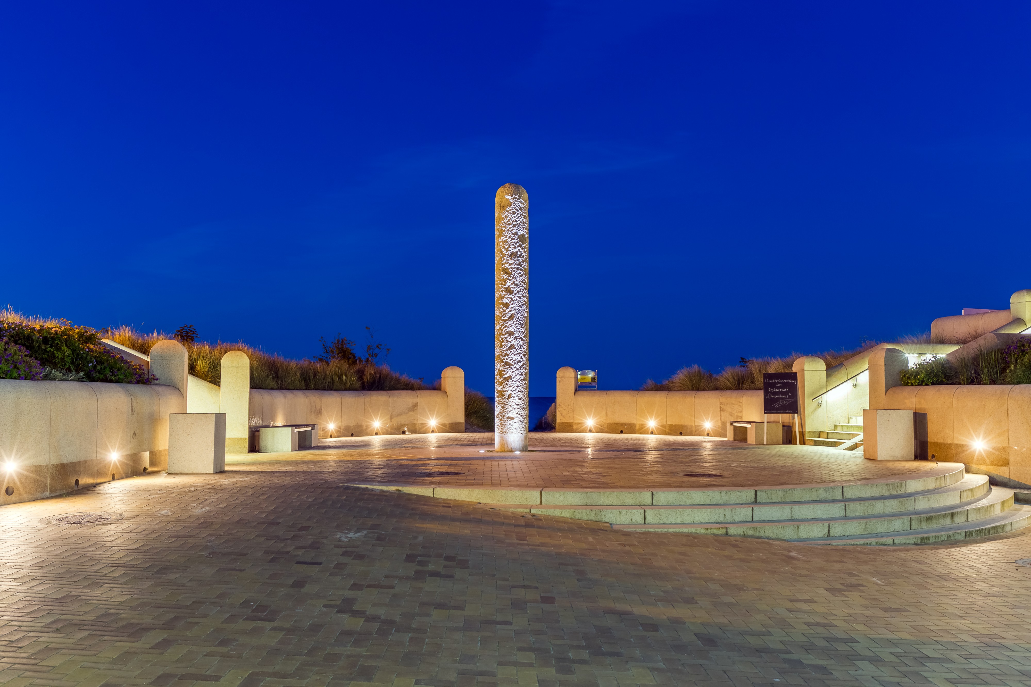 Juliusruh (Rügen) Kurplatz bei Nacht