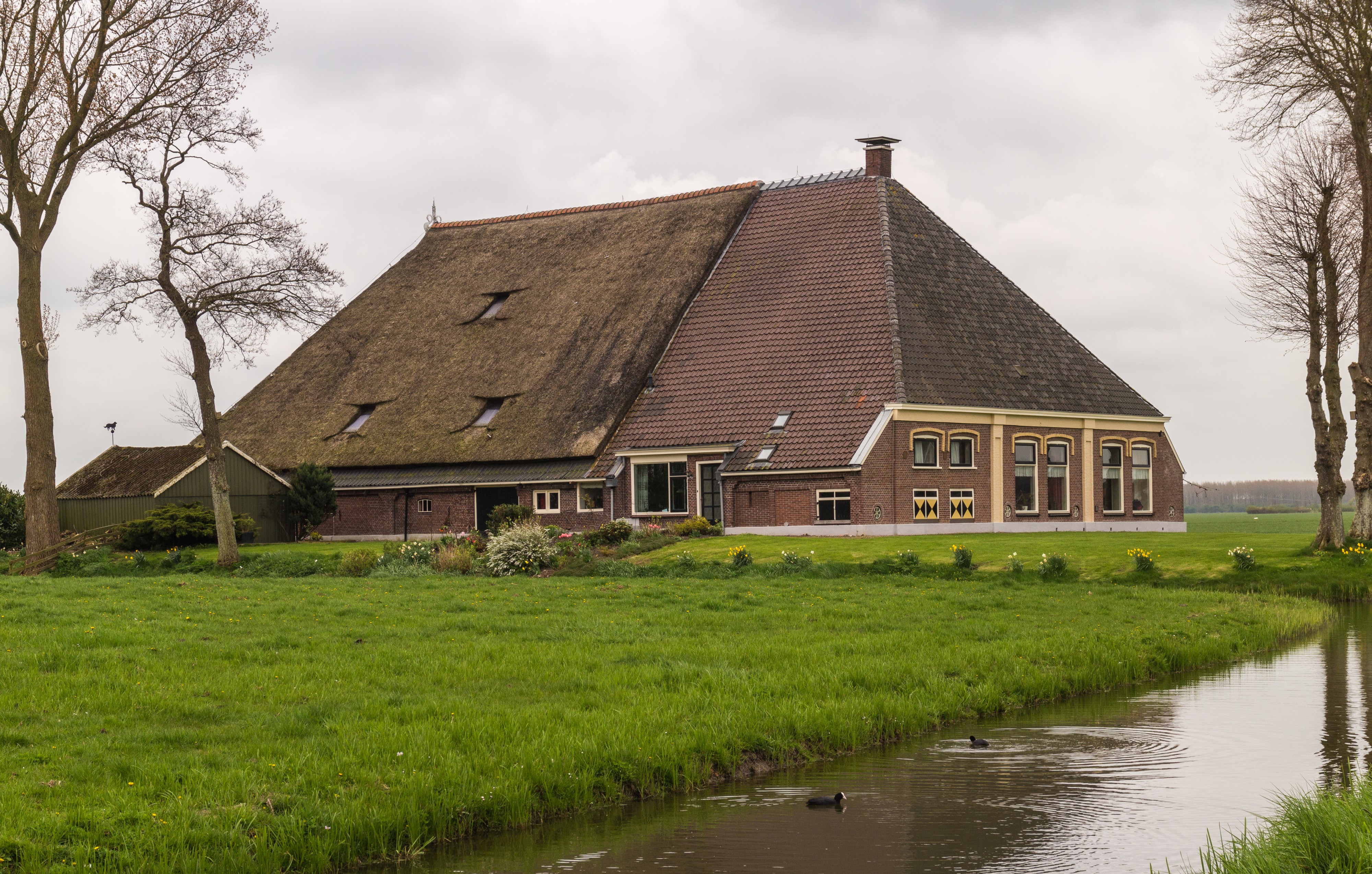Karakteristieke boerderij, Aldlansdyk in Cornjum 03