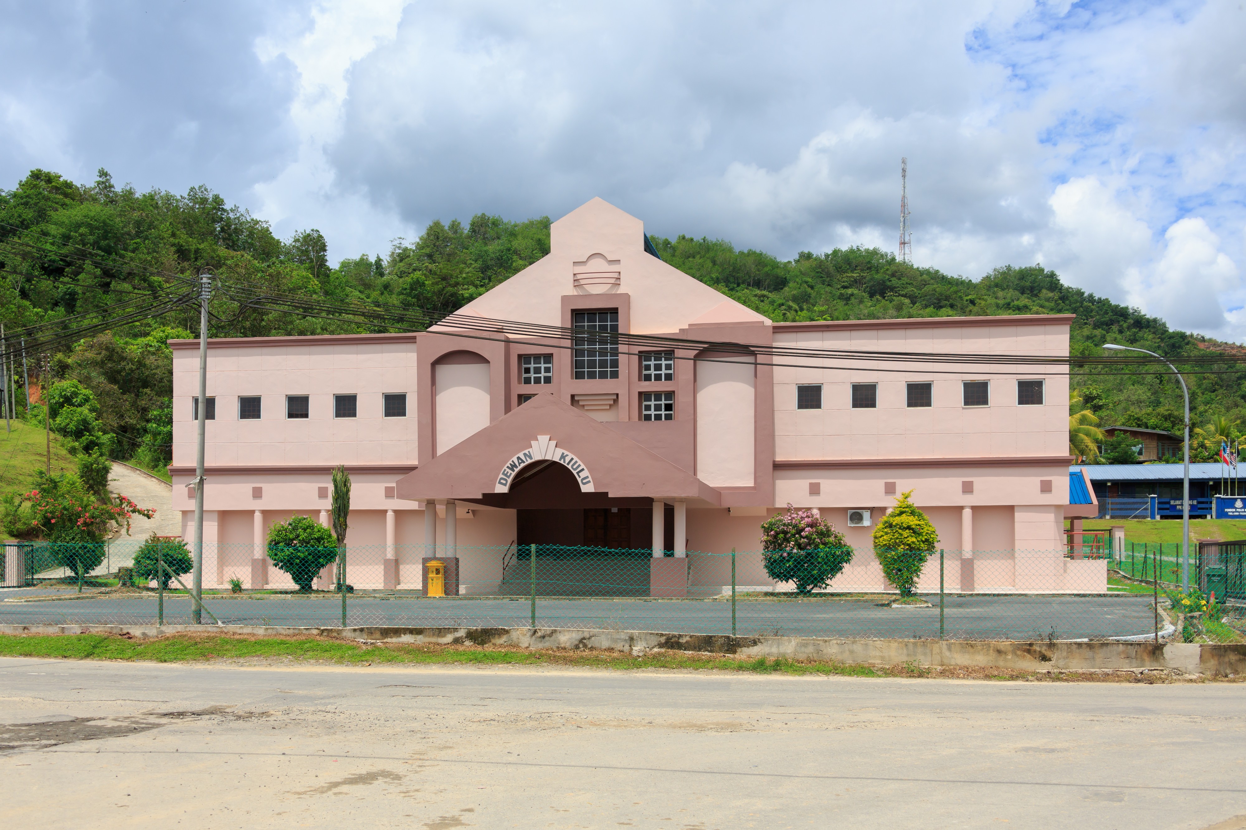 Kiulu Sabah Dewan-Kiulu-01