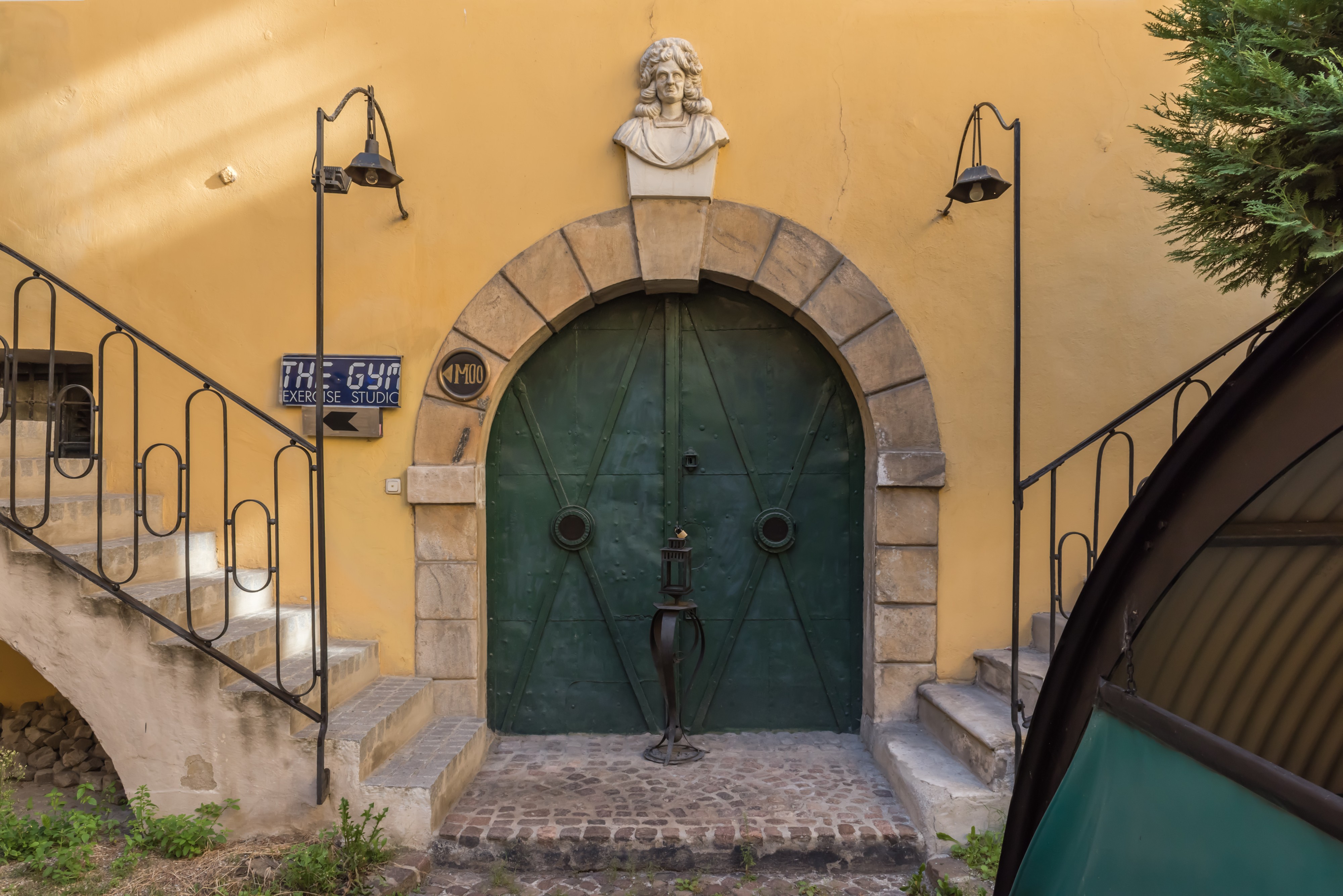 Klagenfurt Burggasse 15 Palais Urschenpeck Innenhof Portal 08082016 3563