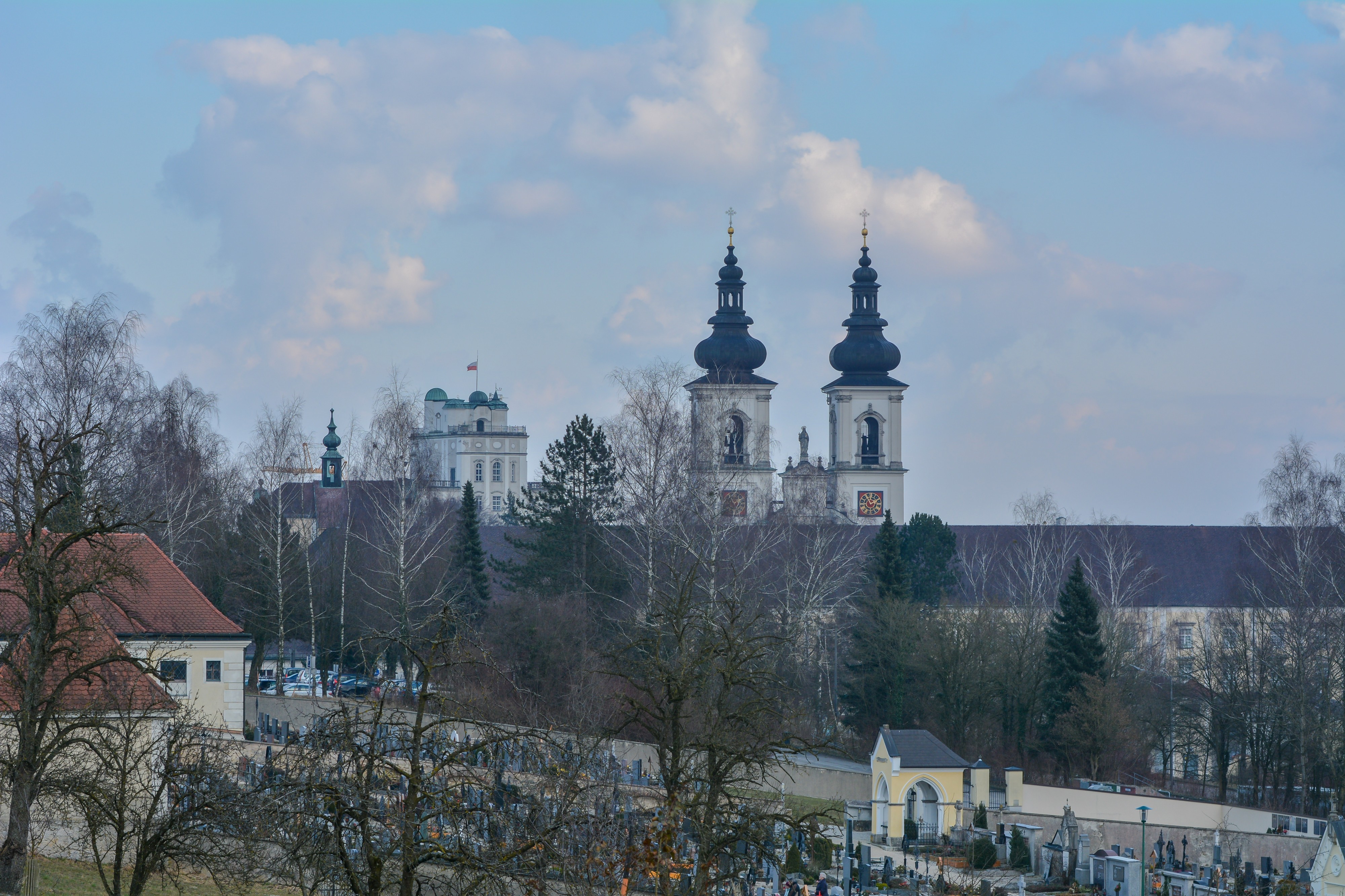 Kremsmünster Stift Turm Friedhof