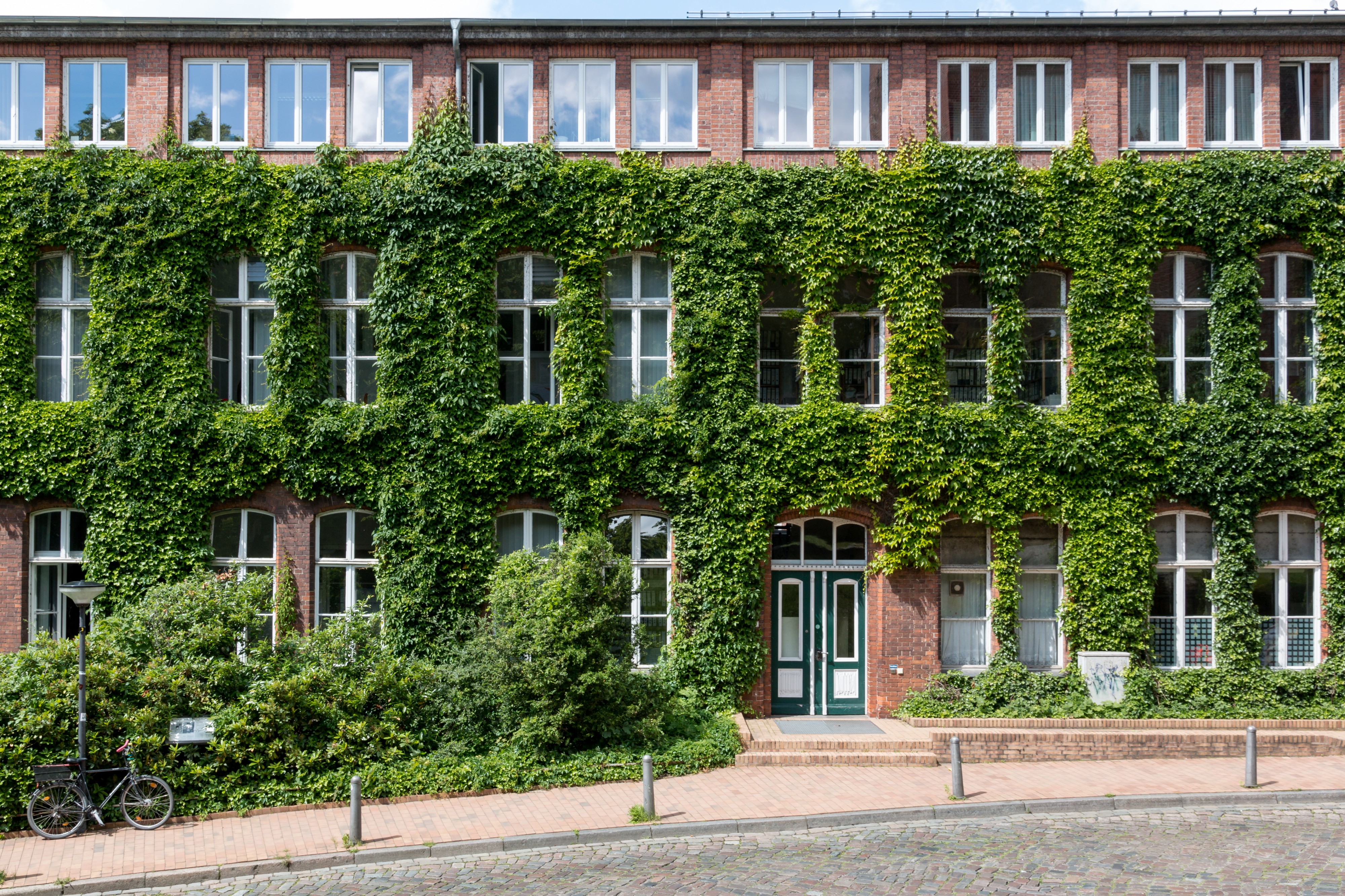 Lübeck, Mühlendamm 10 -- 2017 -- 0442