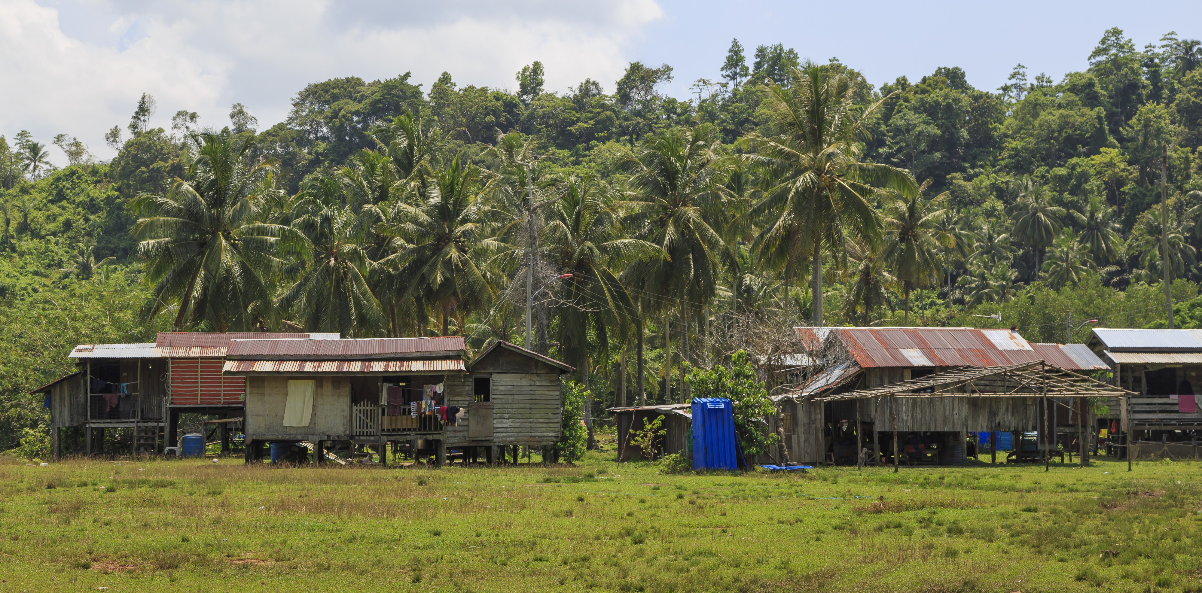Longgom Kecil, Sabah Residential-buildings-01