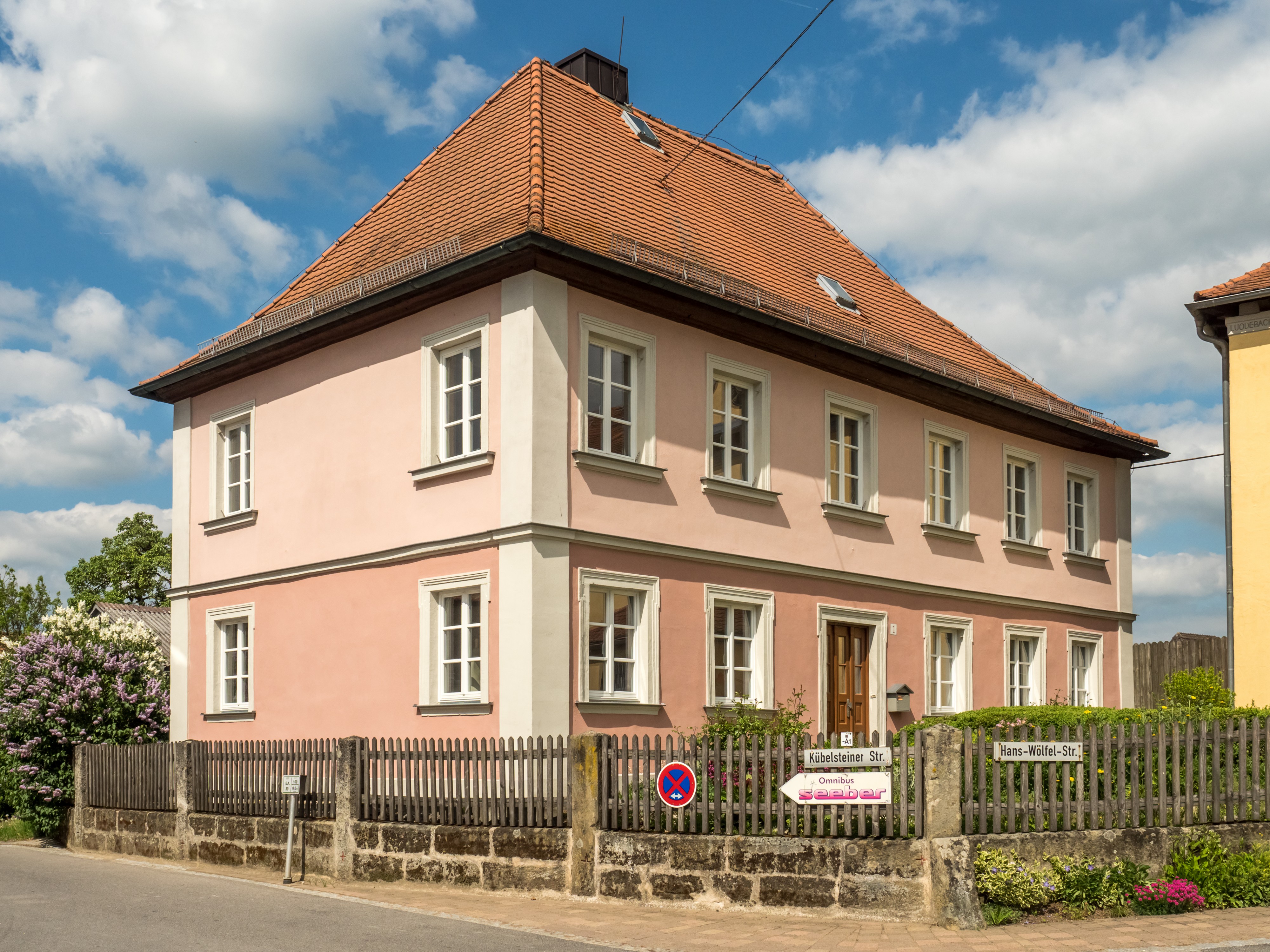 Ludwag Pfarrhaus 17RM2783