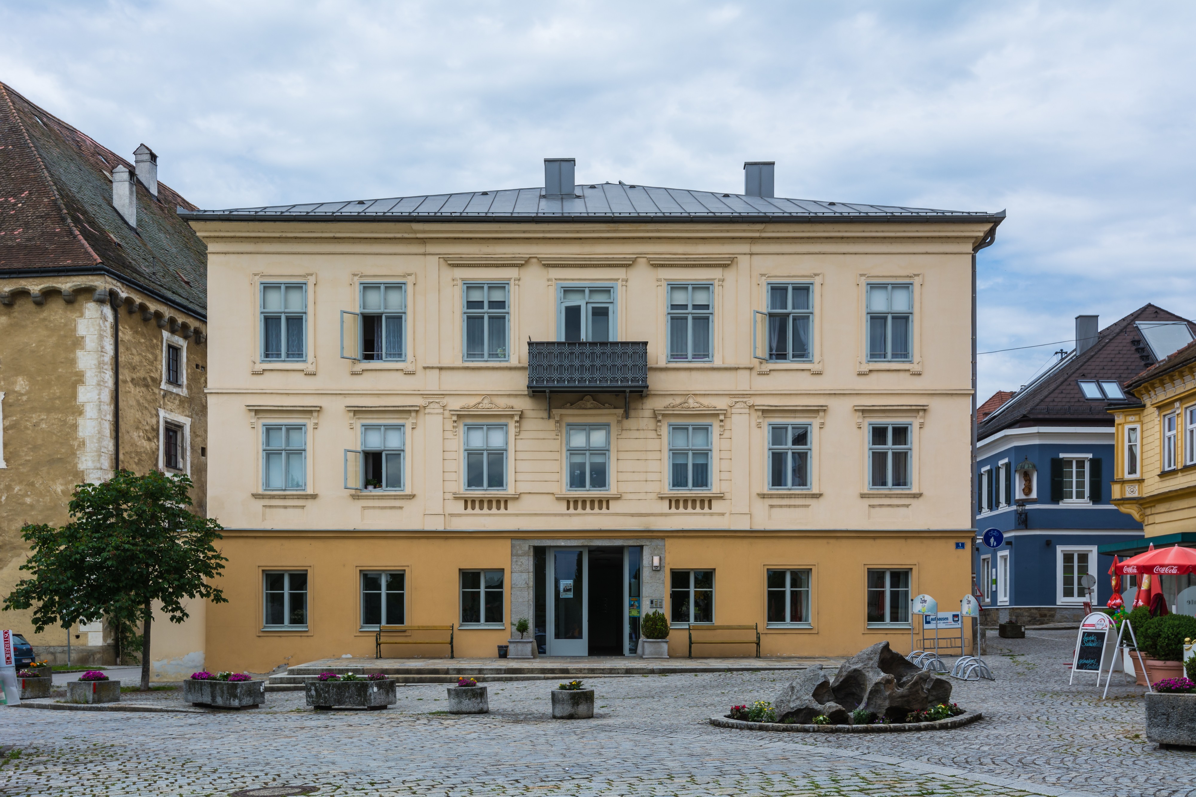 Mauthausen ex Hotel zur Post Heindlkai 1