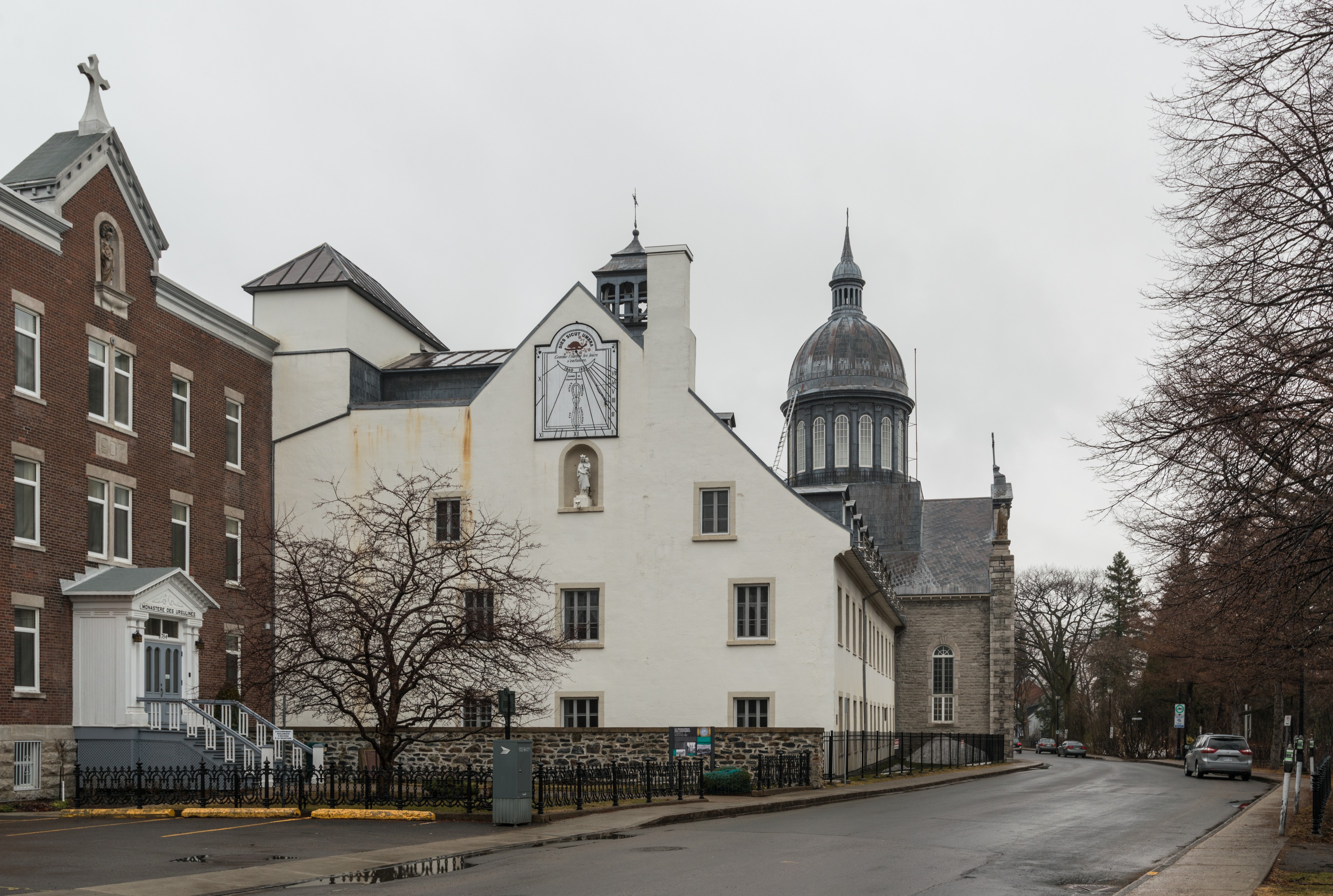 Monastère des Ursulines, Trois-Rivières, South view 20170411 1