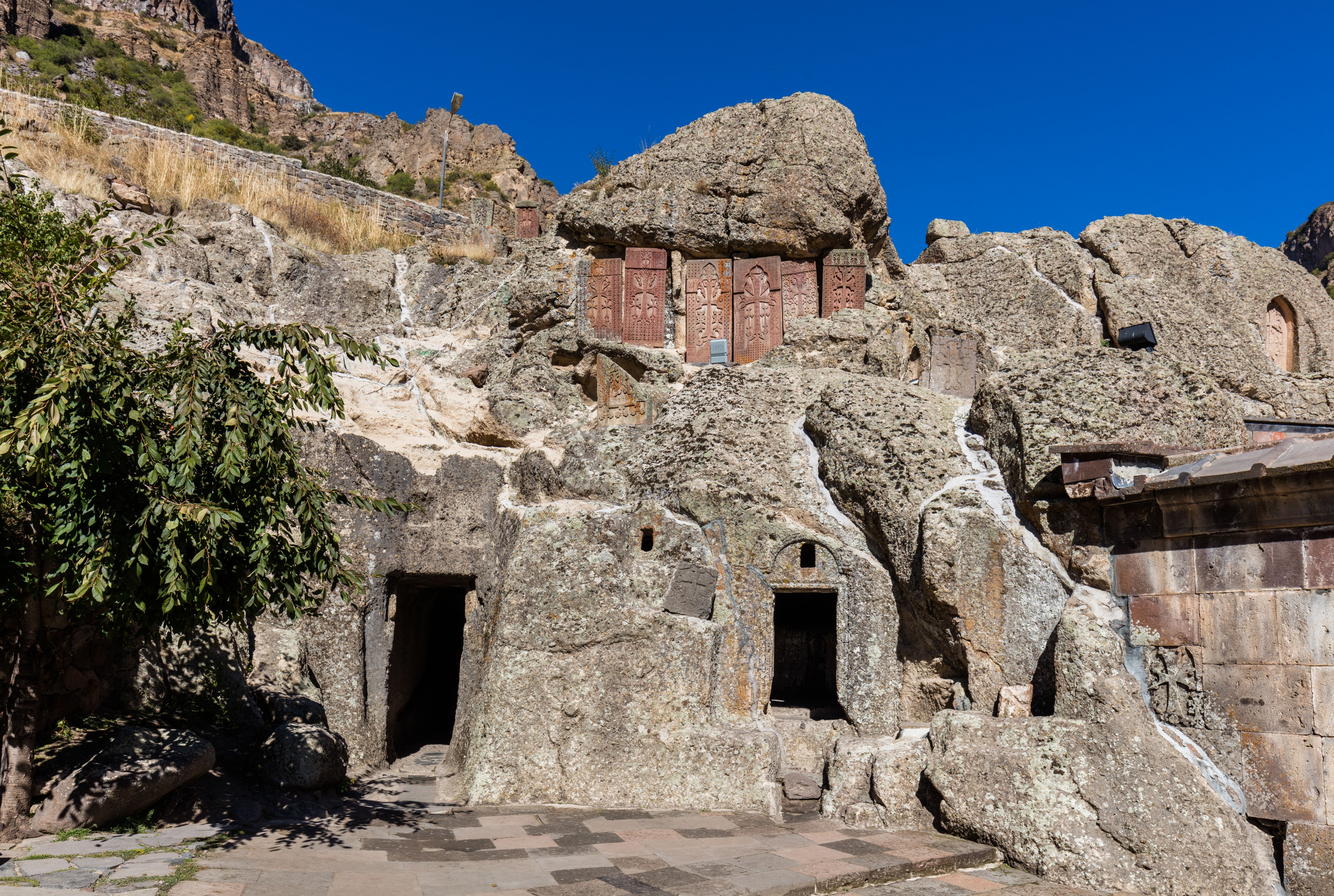 Monasterio de Geghard, Armenia, 2016-10-02, DD 88