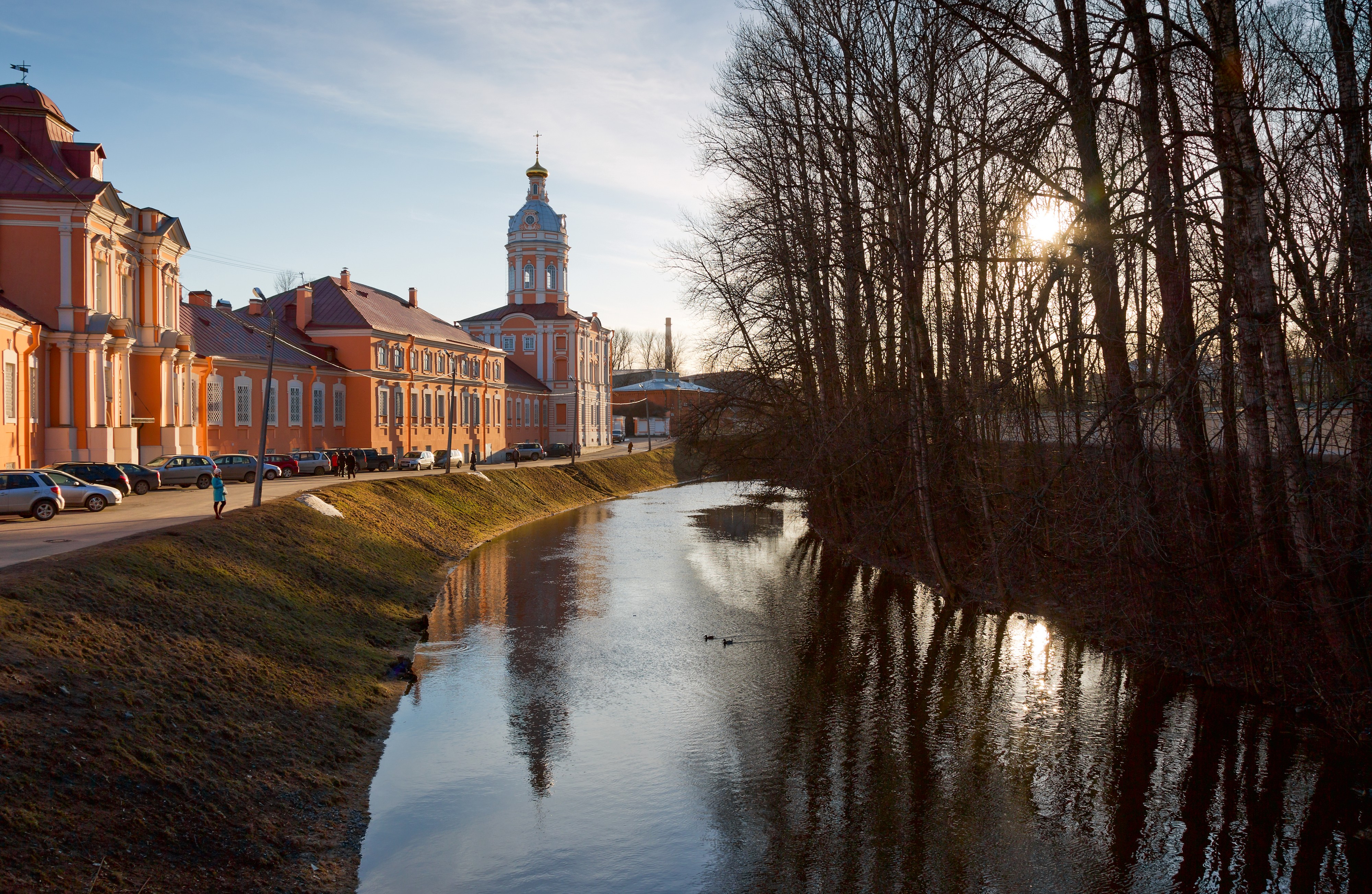 Monastyrka River in SPB (01)
