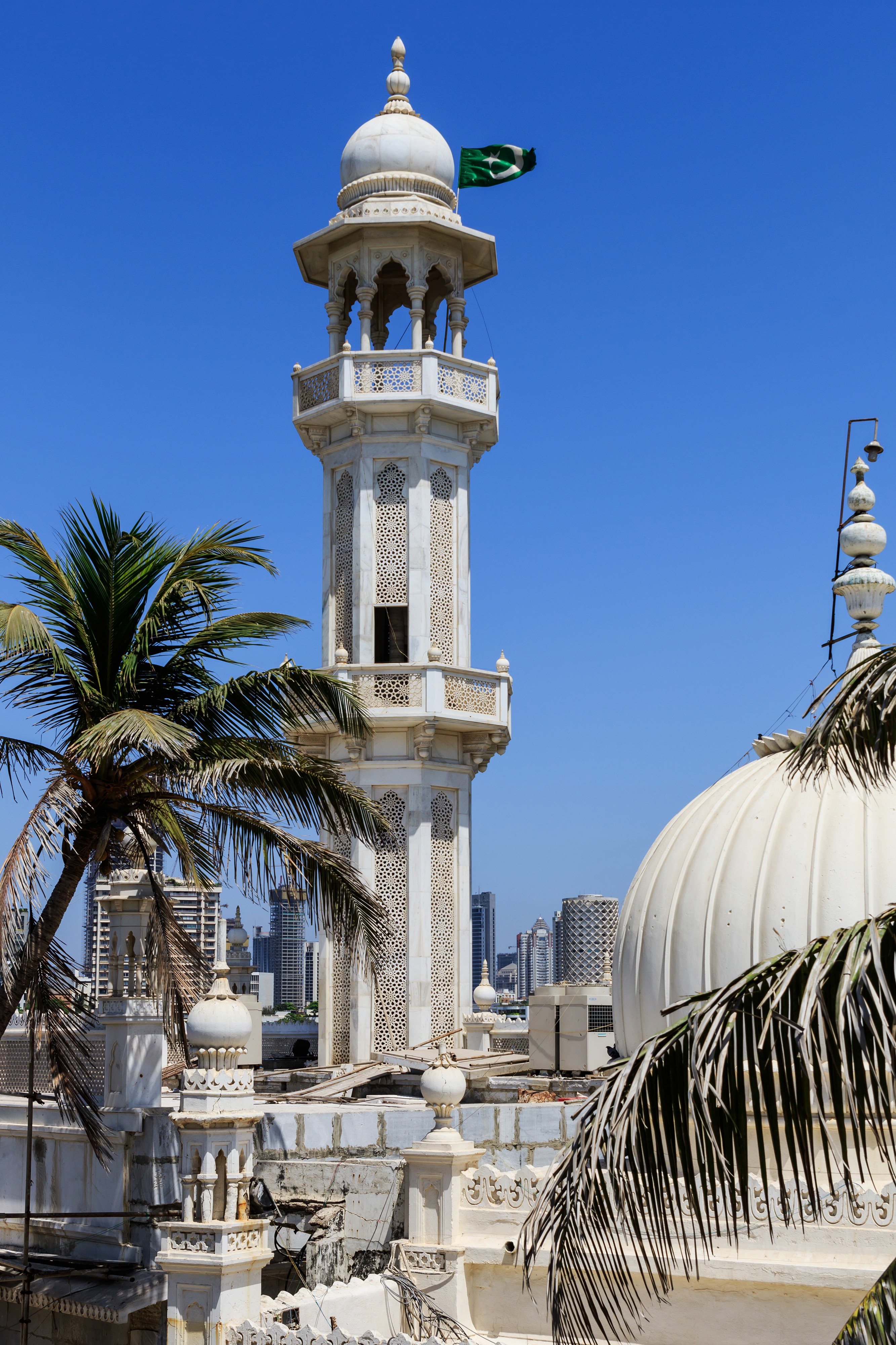 Mumbai 03-2016 16 Haji Ali Dargah