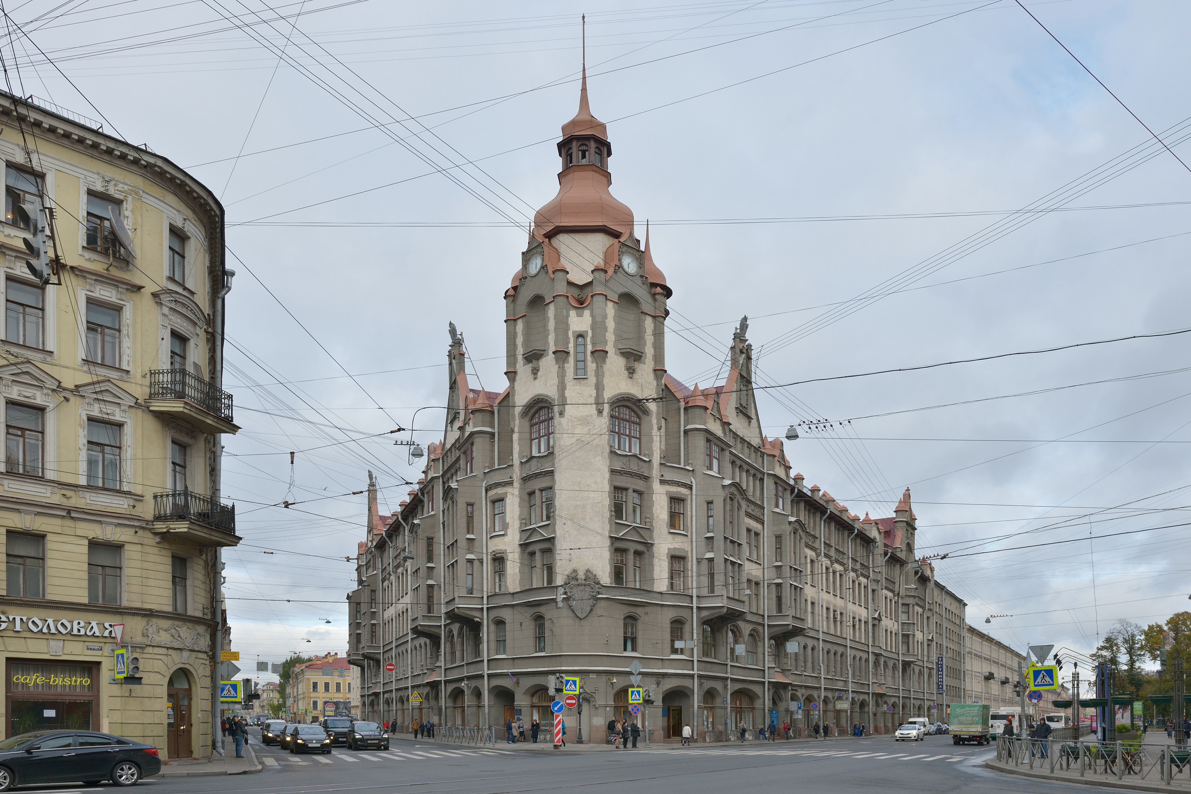 Municipal Building in Saint Petersburg architect Alexander Lvovich Lishnevsky