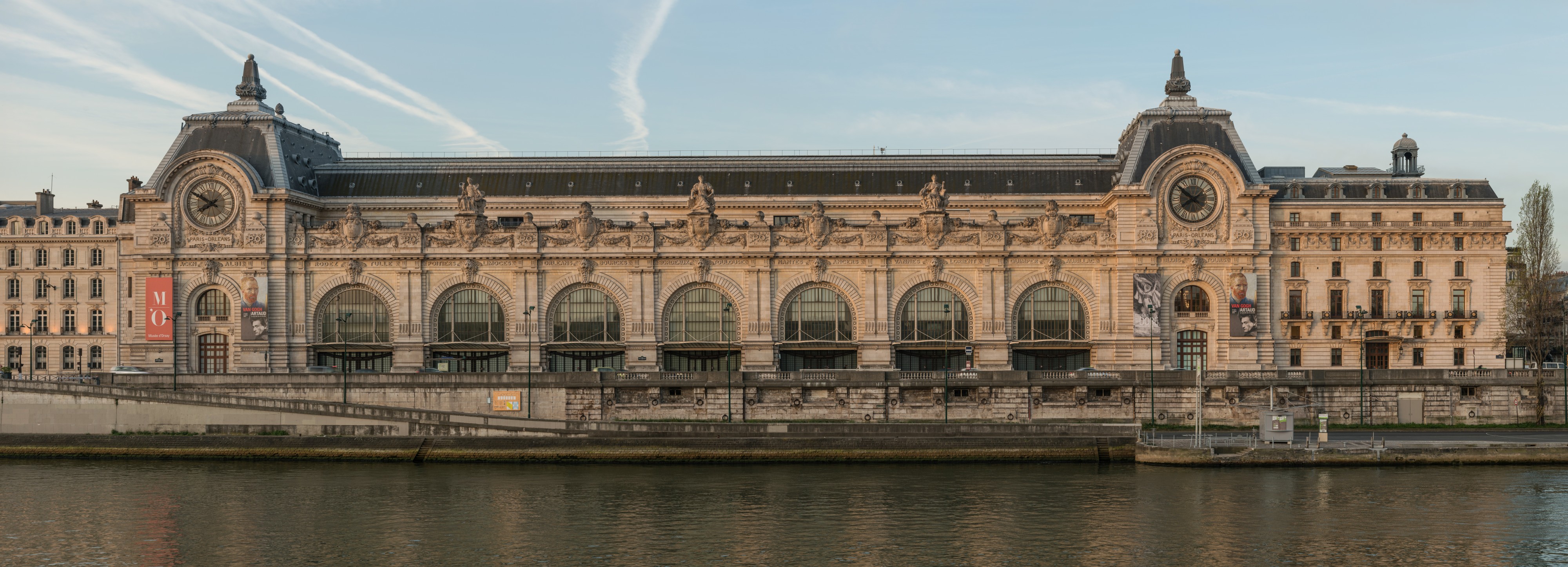 Musee d'Orsay, North view 140402 1