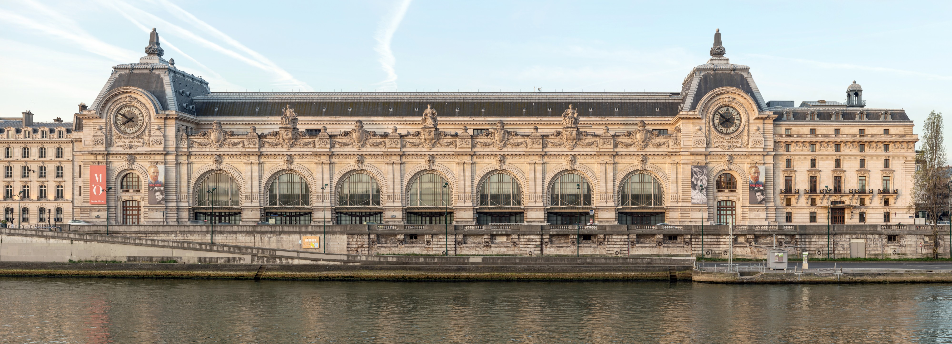 Musee d'Orsay, North view 140402 2