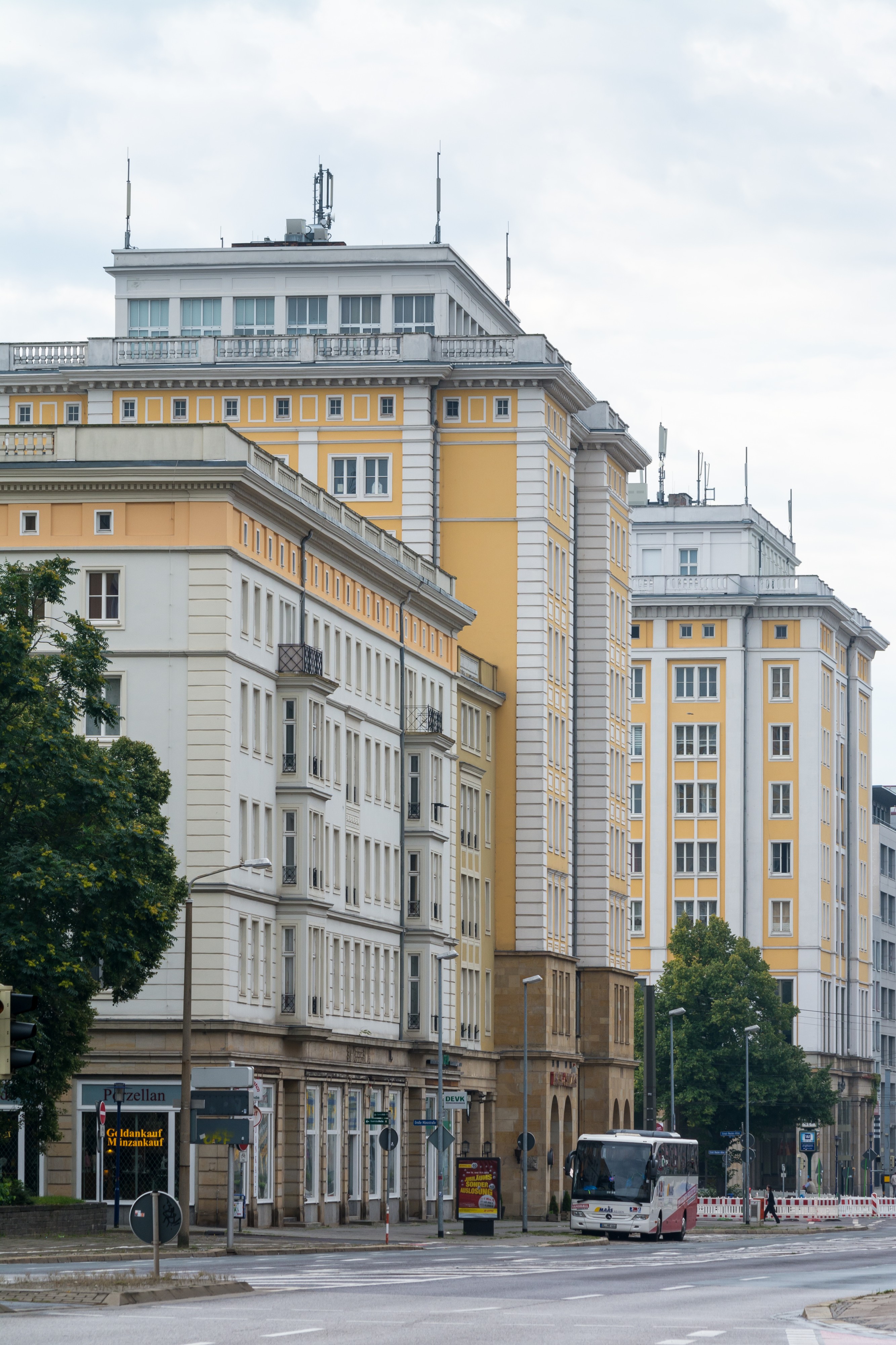 Otto-von-Guericke-Straße 104-106, Ulrichplatz 10 (Magdeburg-Altstadt).ajb