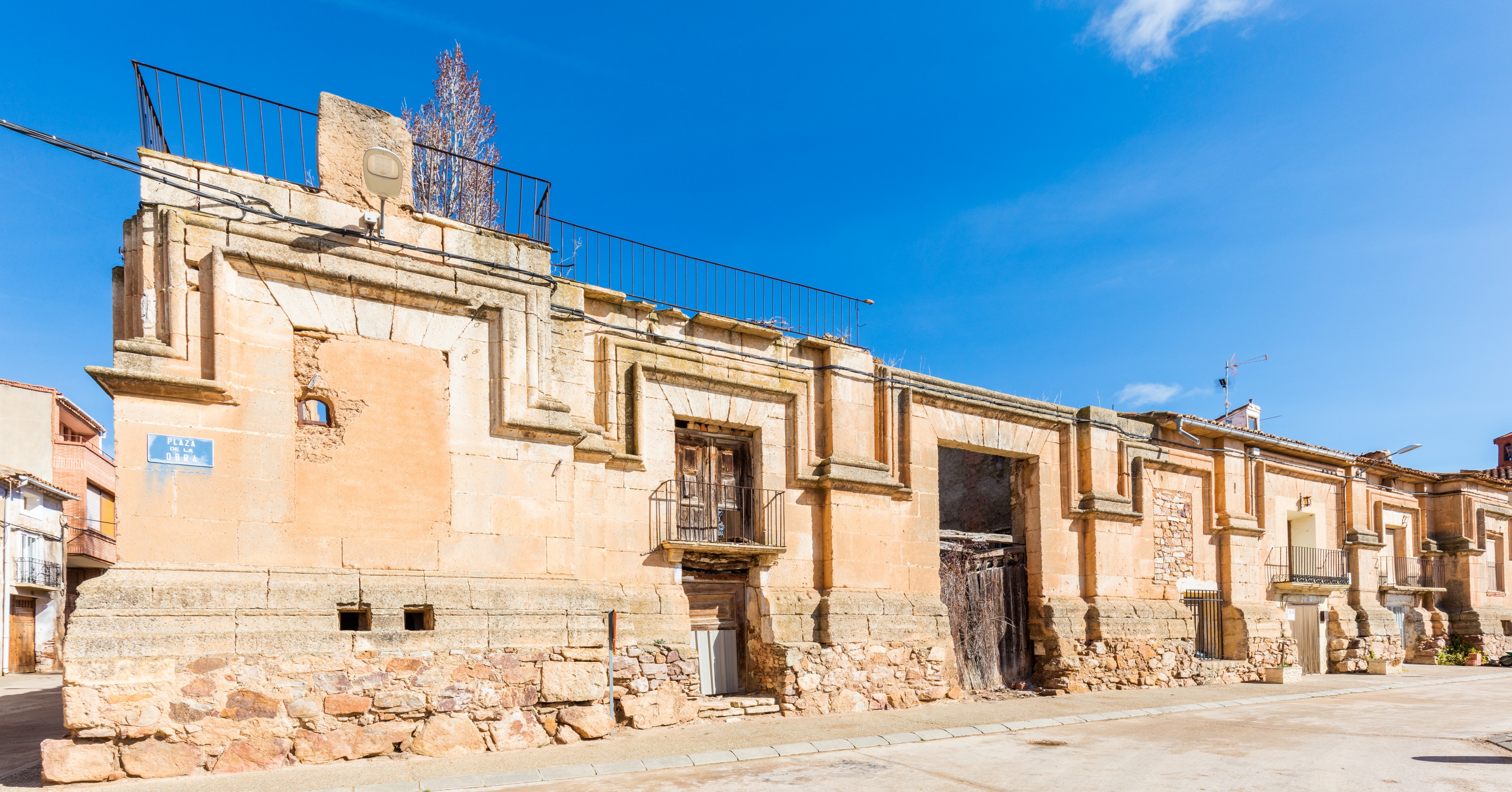 Palacio, Used, Zaragoza, España, 2018-04-05, DD 24