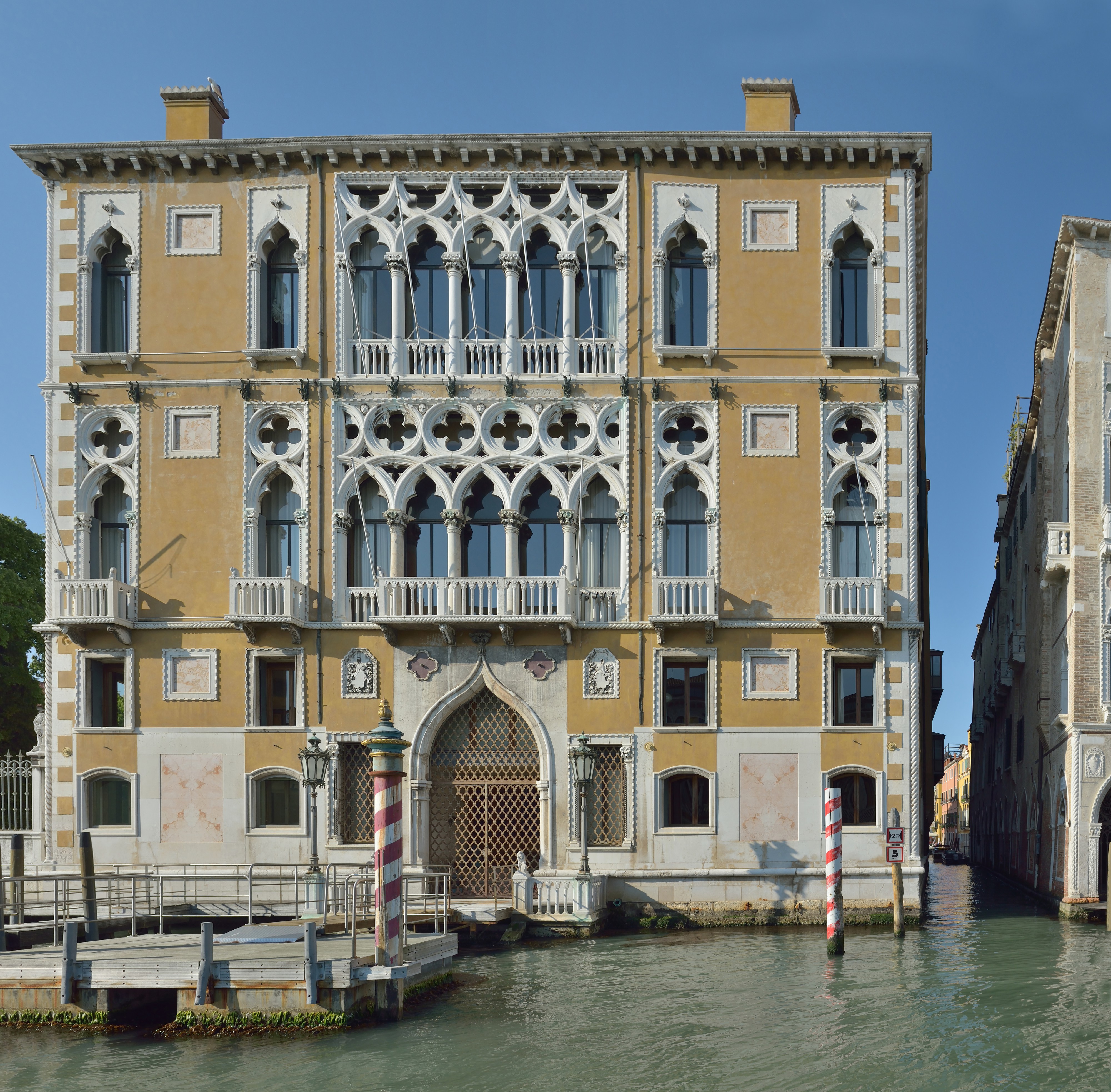 Palazzo Cavalli Franchetti Canal Grande Venezia