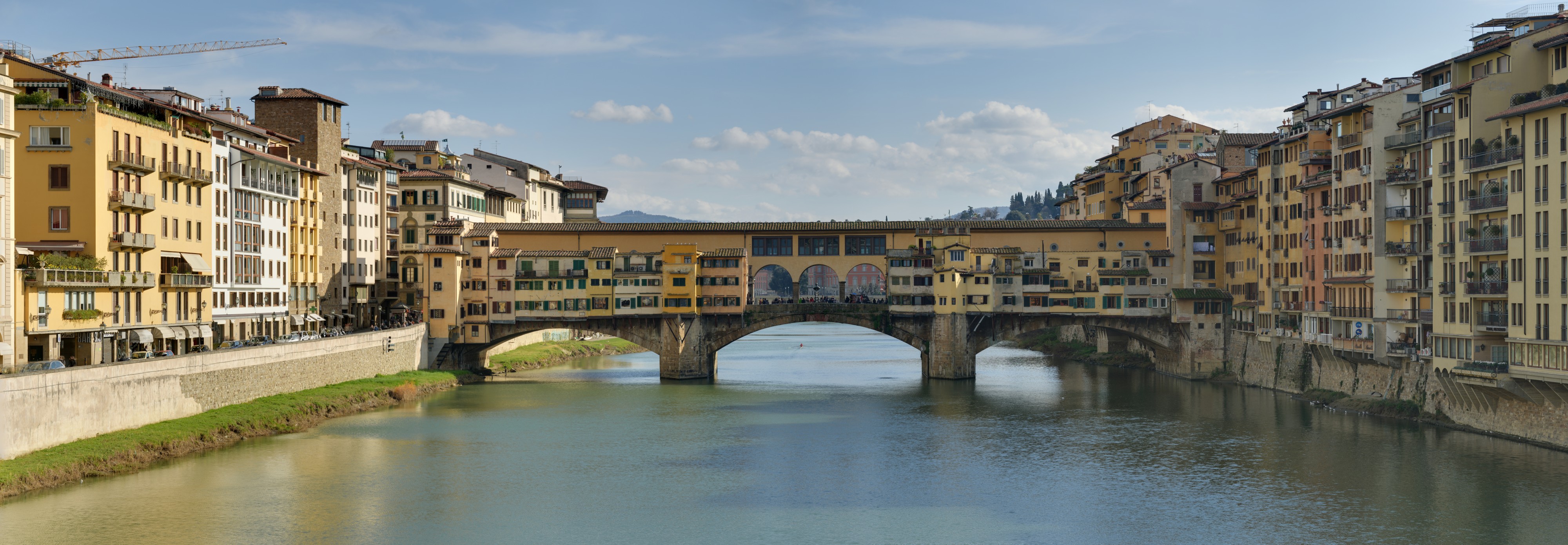 Panorama of the Ponte Vecchio in Florence, Italy