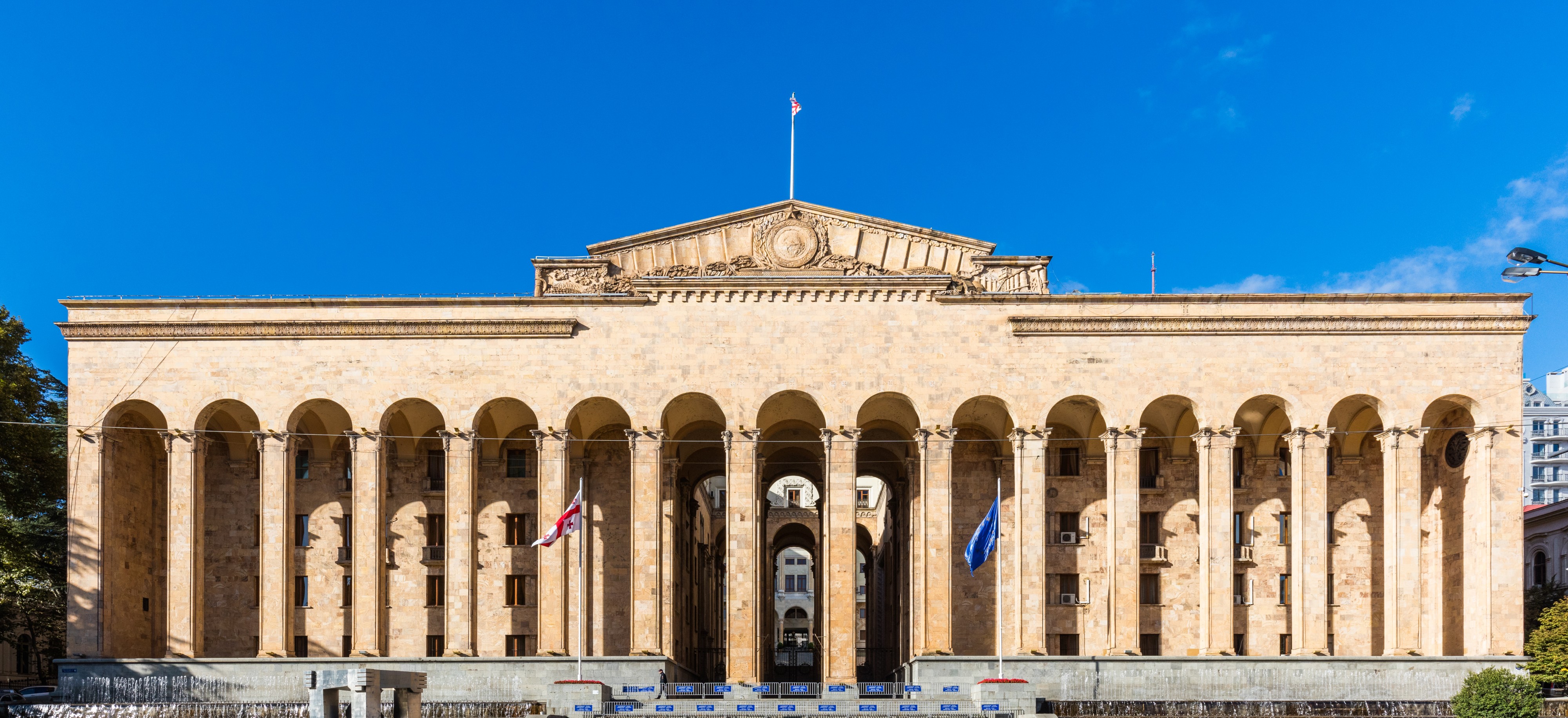 Parlamento de Georgia, Tiflis, Georgia, 2016-09-29, DD 07