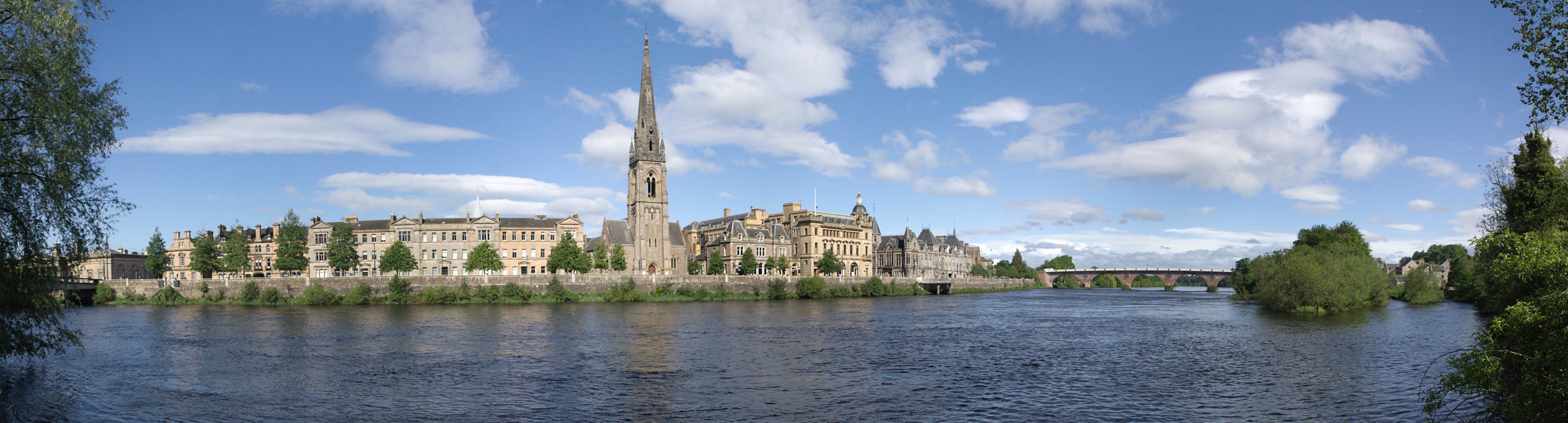 Perth, Scotland - Bank of Tay