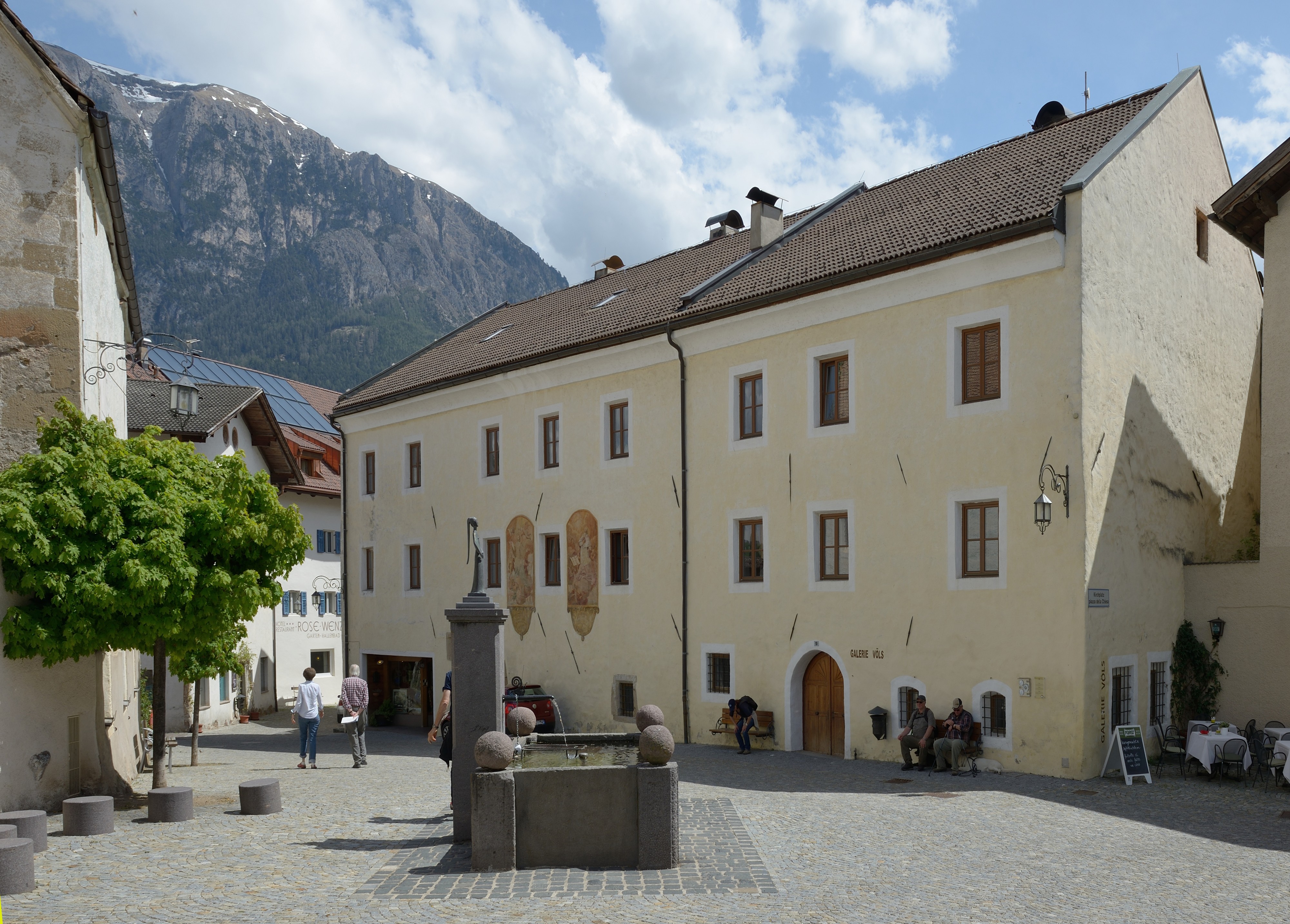 Pfarrwidum Völs am Schlern