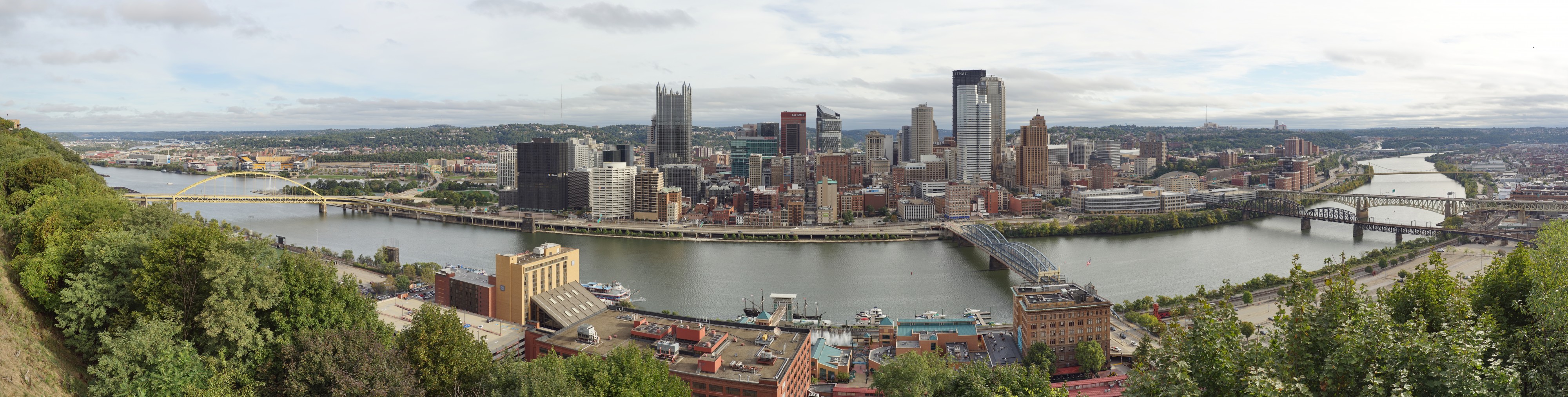Pittsburgh city pano 2015