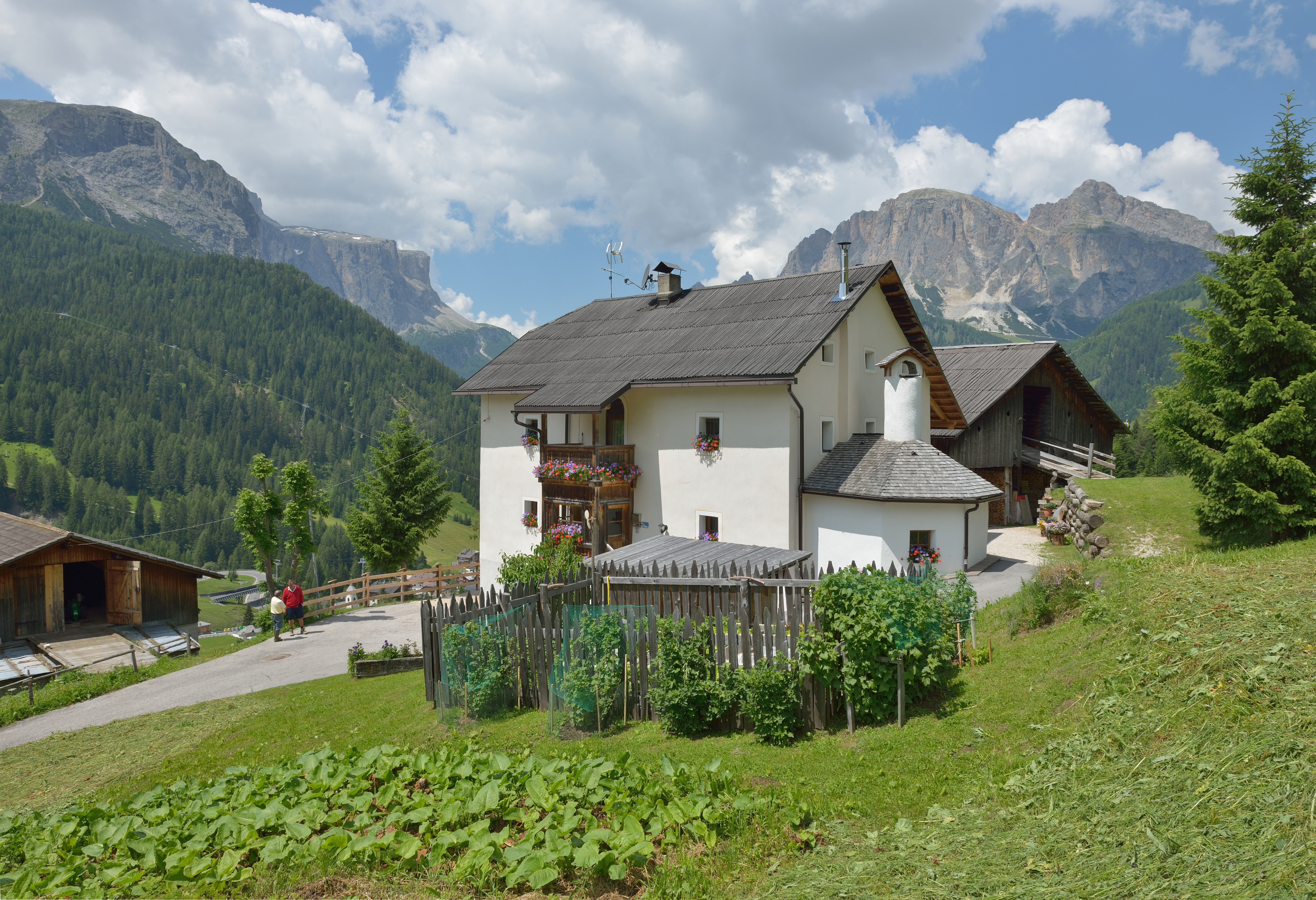 Plaza d’Sura Corvara