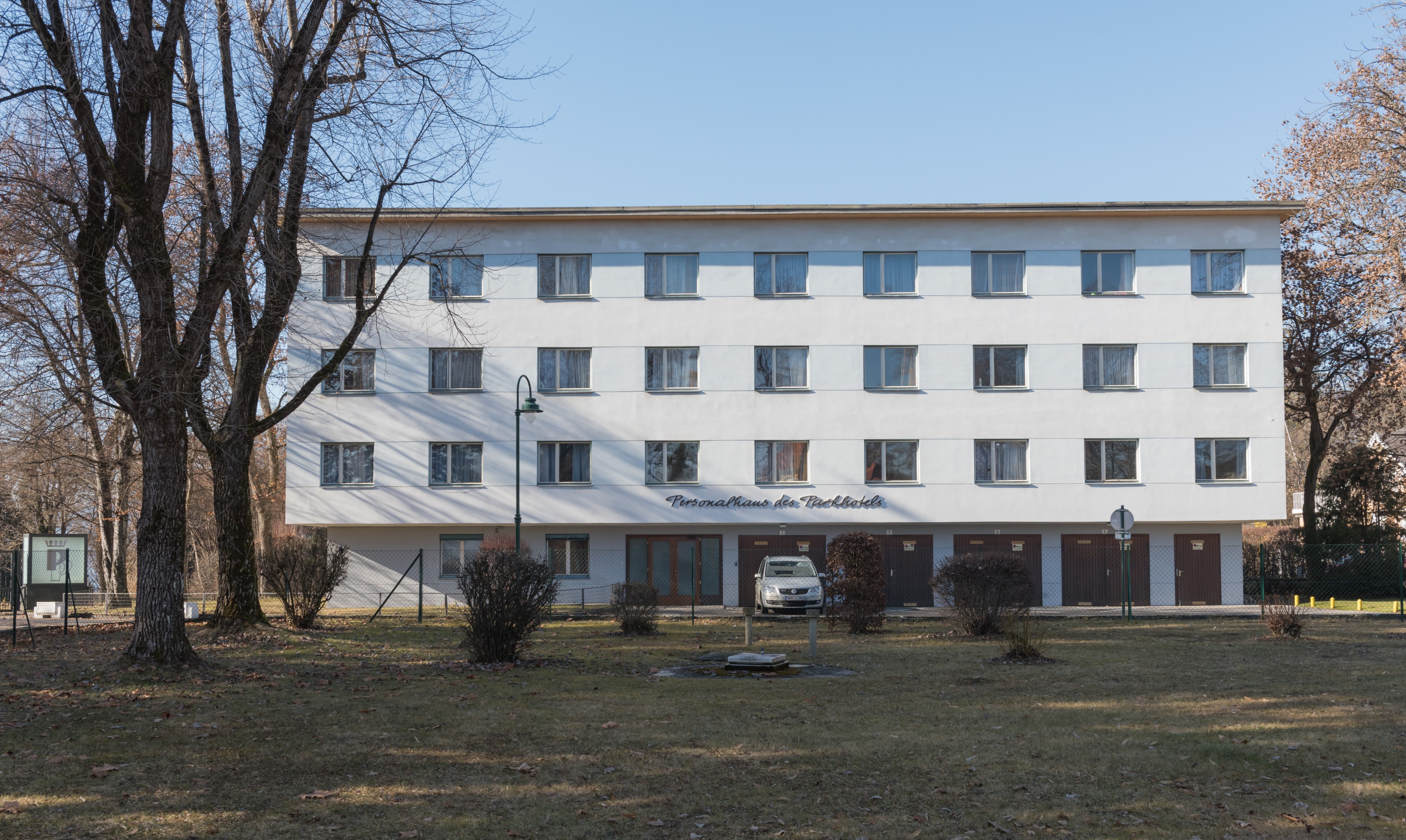 Poertschach Elisabethstrasse Personalhaus des Parkhotels 28012016 0417