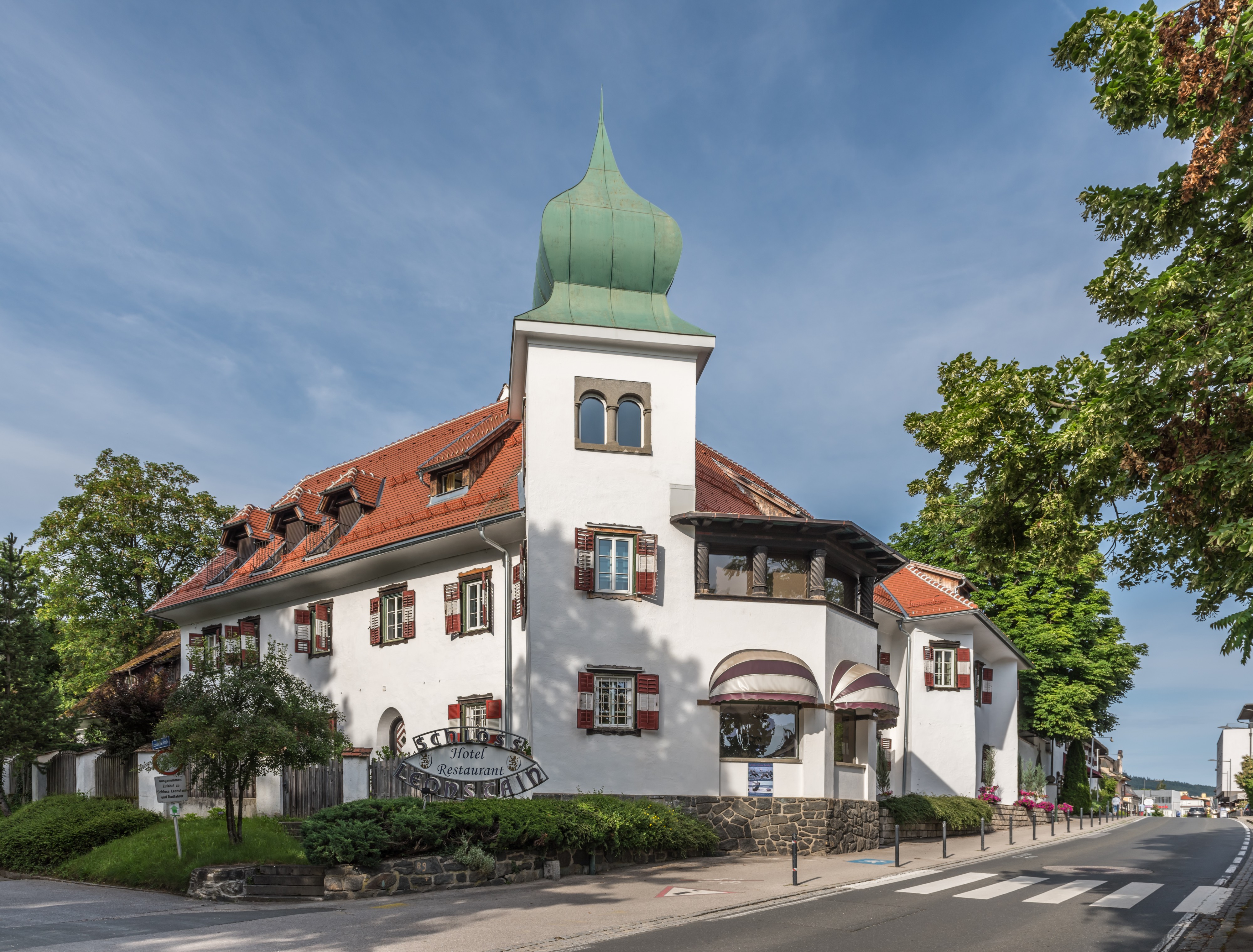Poertschach Leonstainerstrasse 1 Schloss Leonstain 26062016 2889
