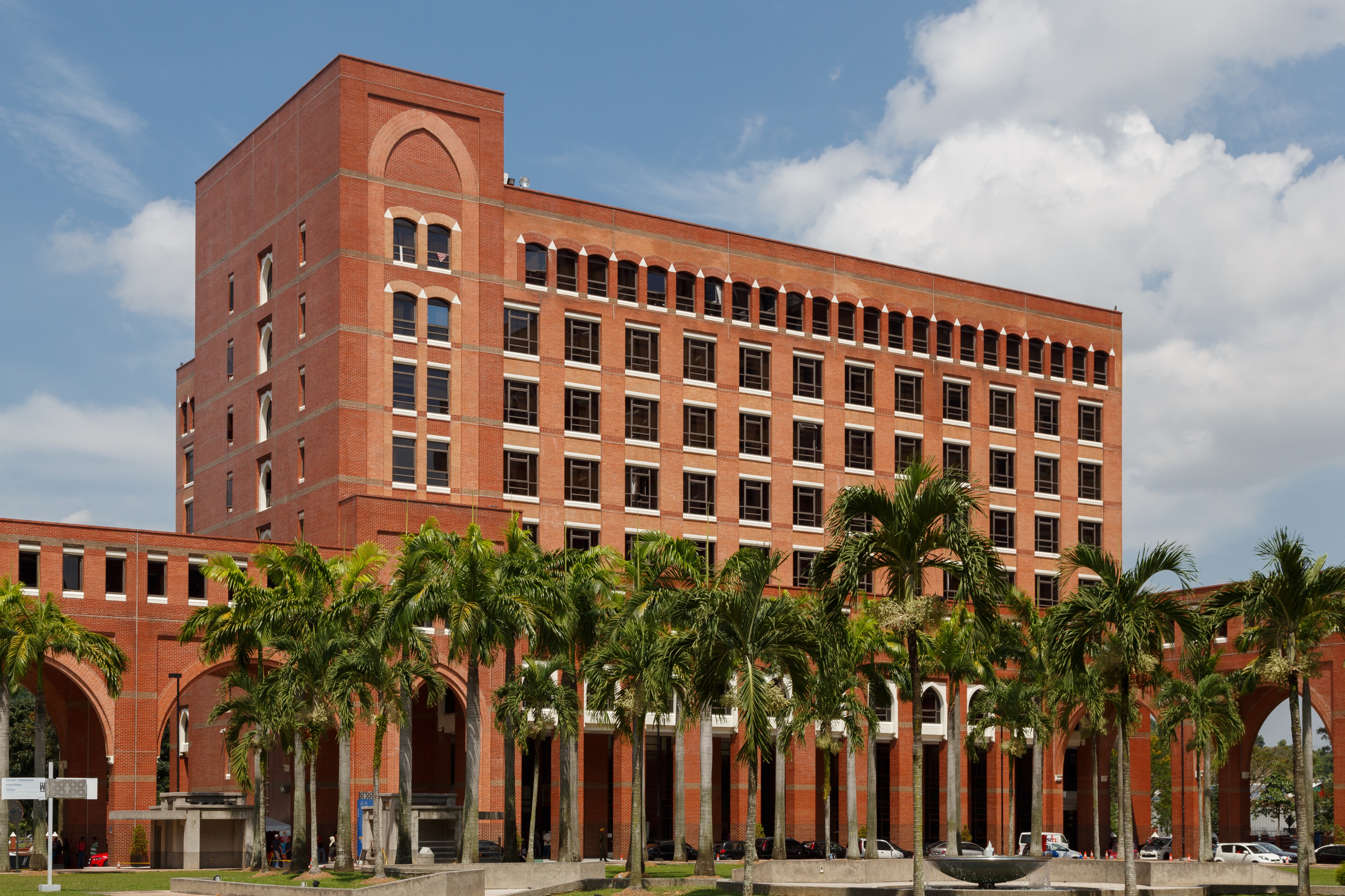 Putrajaya Malaysia Federal-Government-Administrative-Centre-BlockD9-01