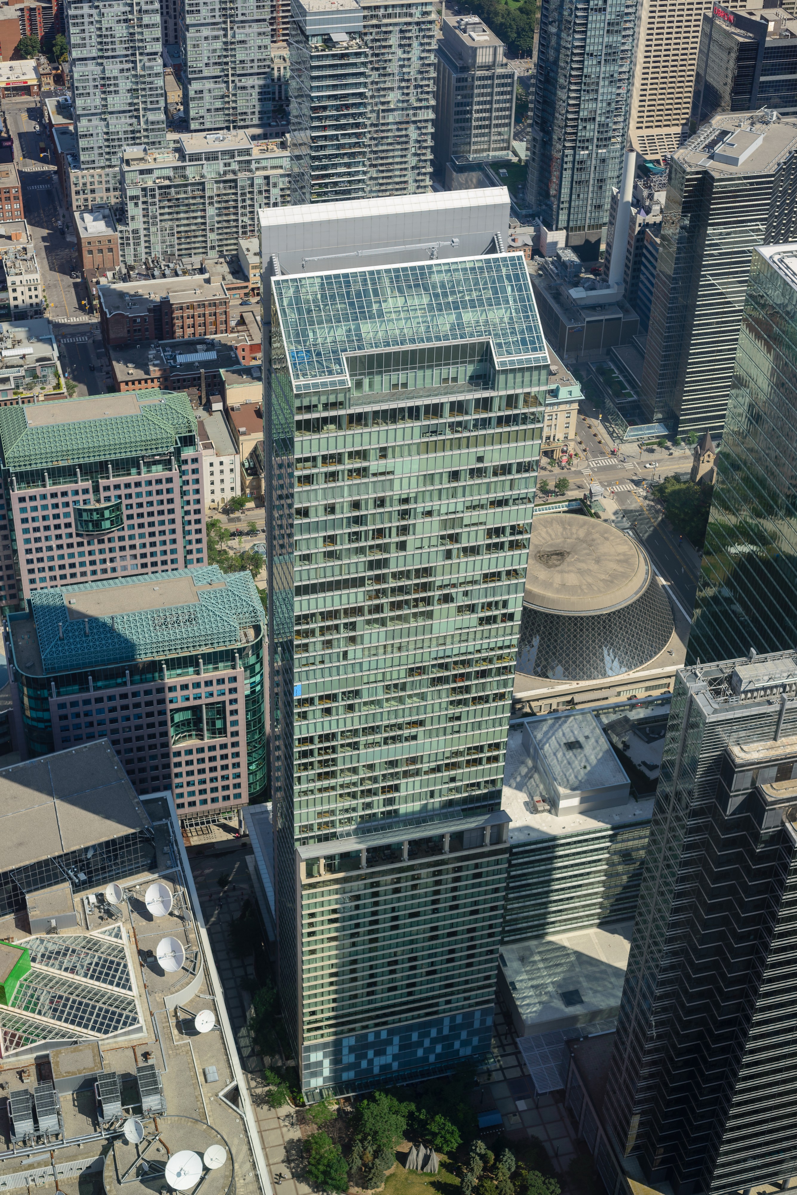 Ritz-Carlton Toronto August 2017 01