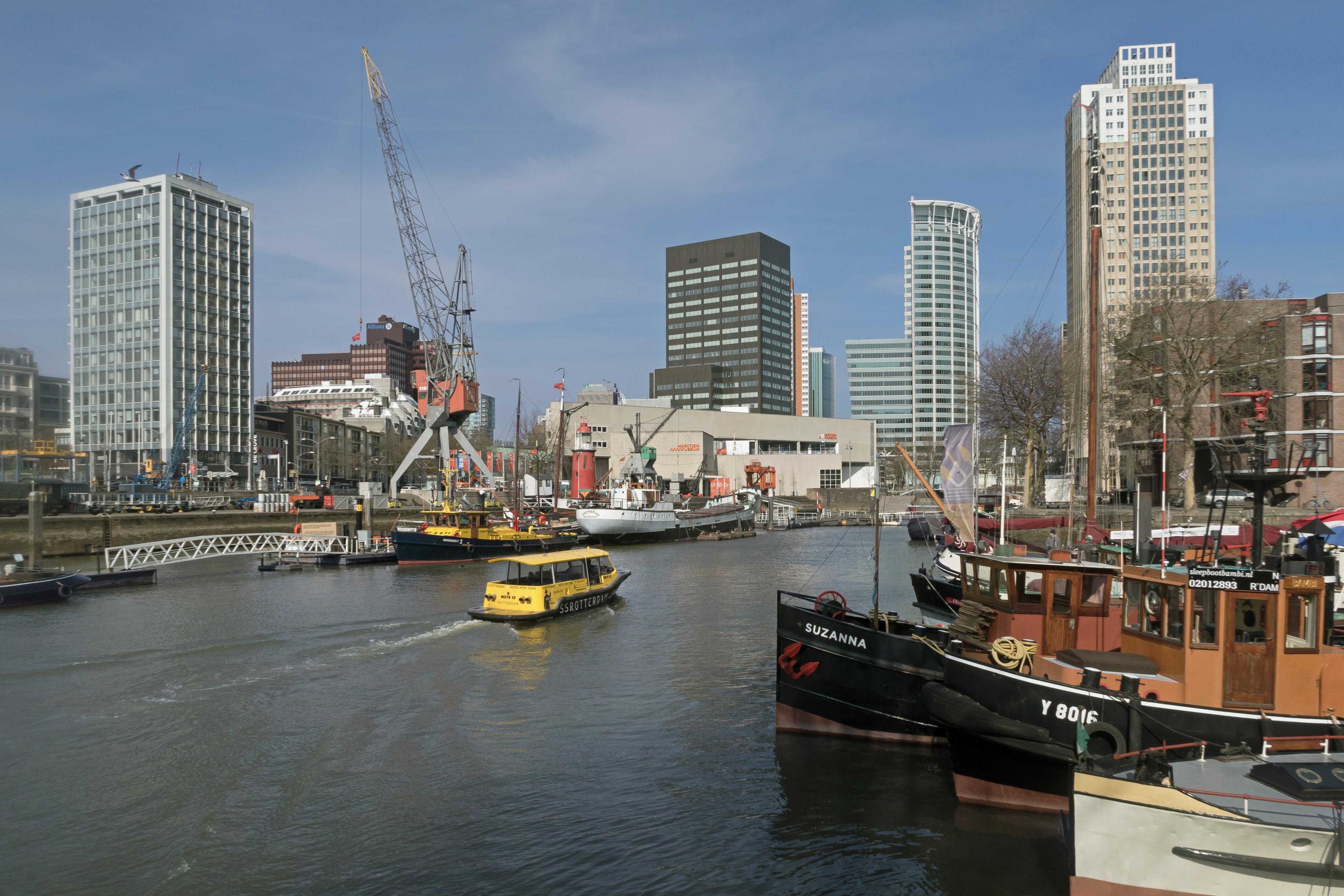 Rotterdam, de Bierhaven-de Leuvehaven vanaf de Jufferkade IMG 1815 2018-03-18 12.04