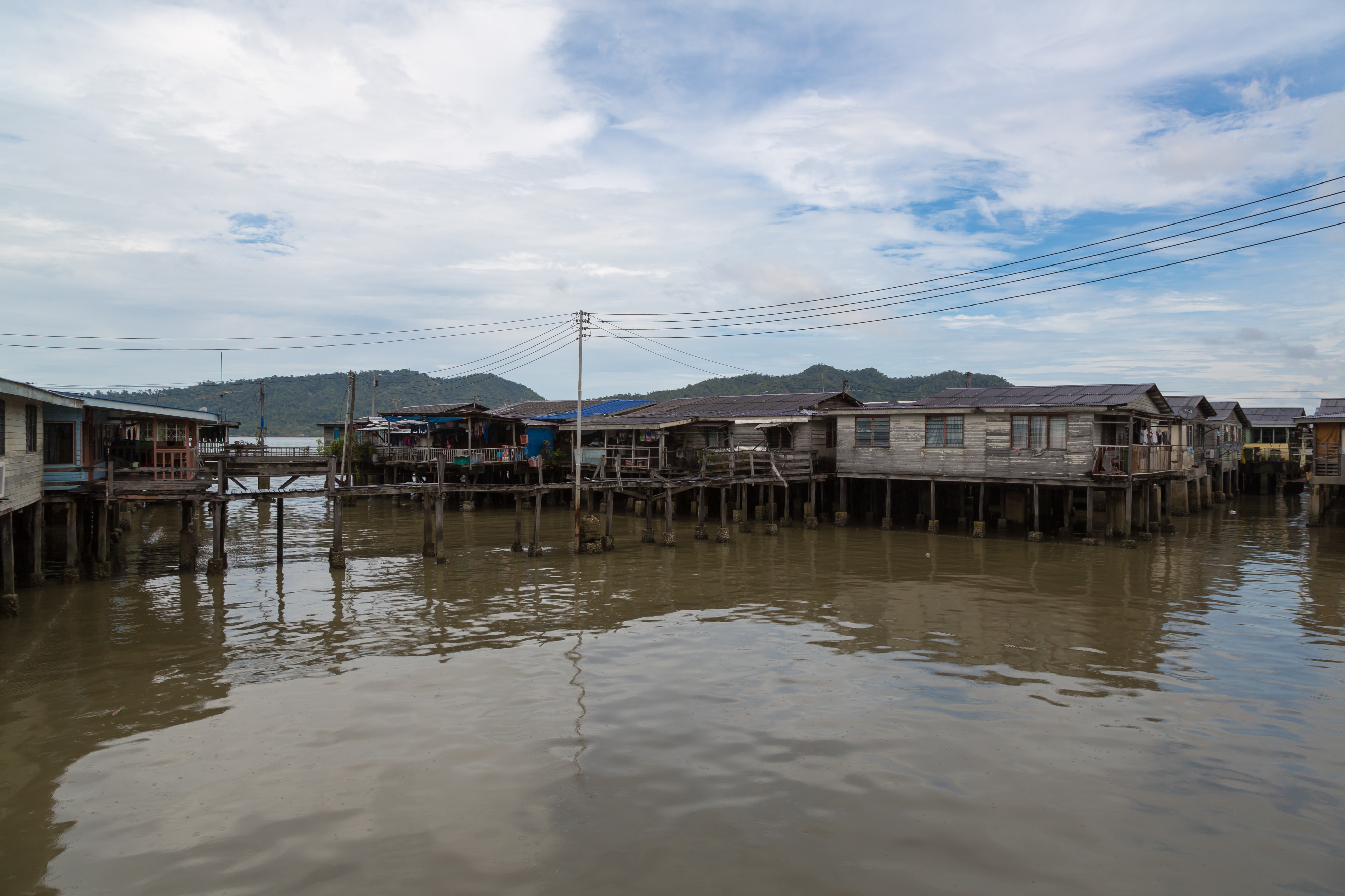 Sandakan Sabah Kampung-Air-Sim-Sim-01
