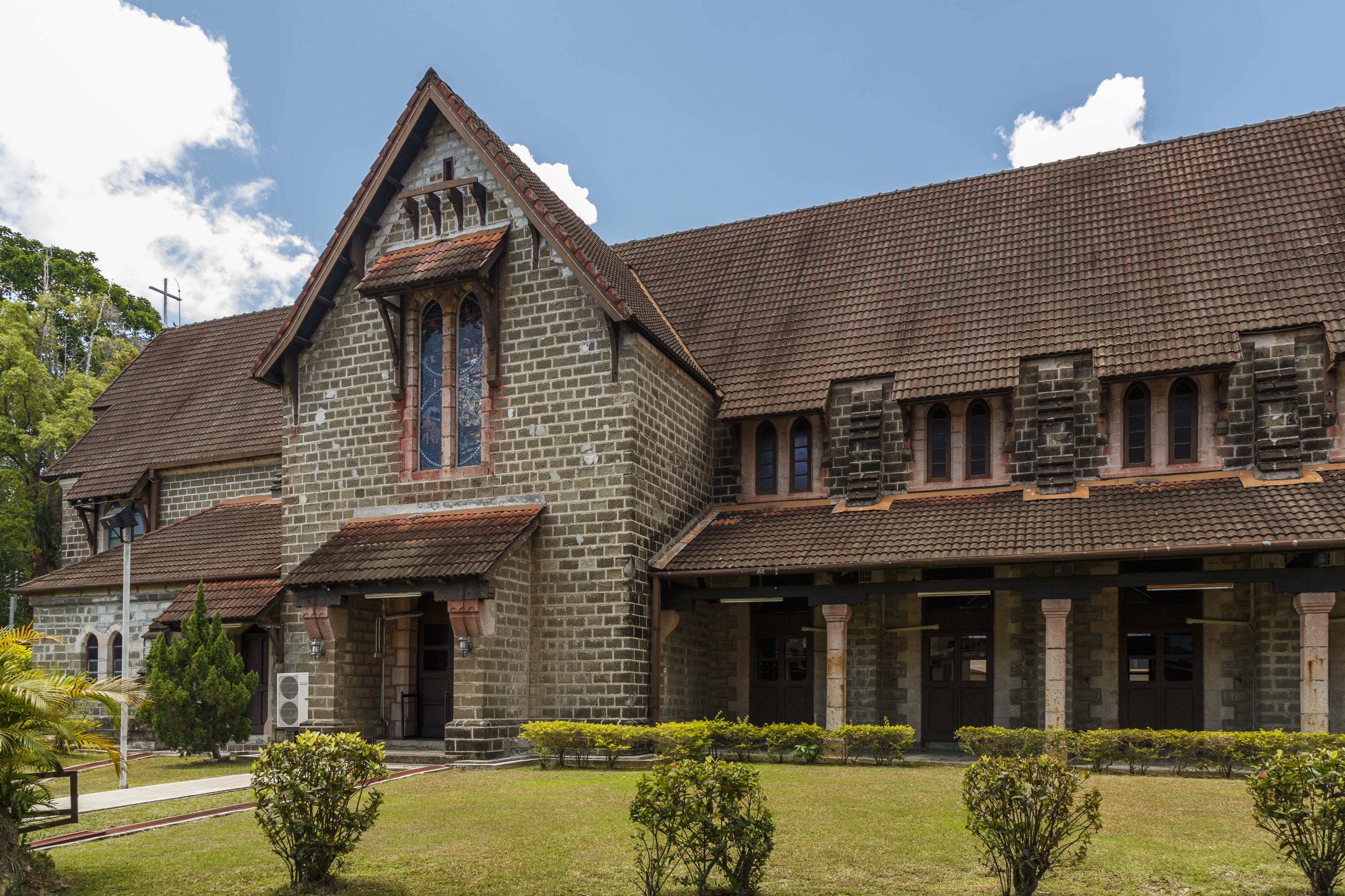 Sandakan Sabah St-Michael-And-All-Angels-05a