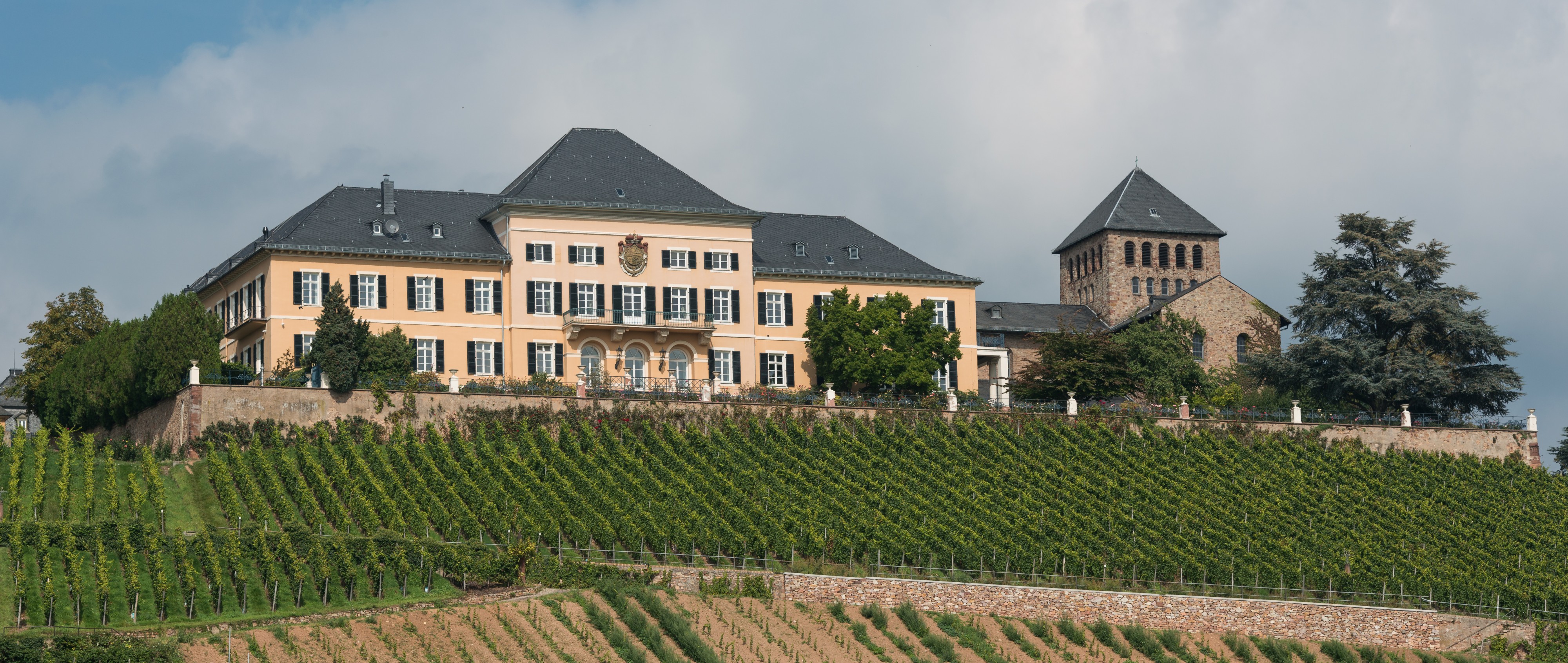 Schloss Johannisberg, South view 20140916 1