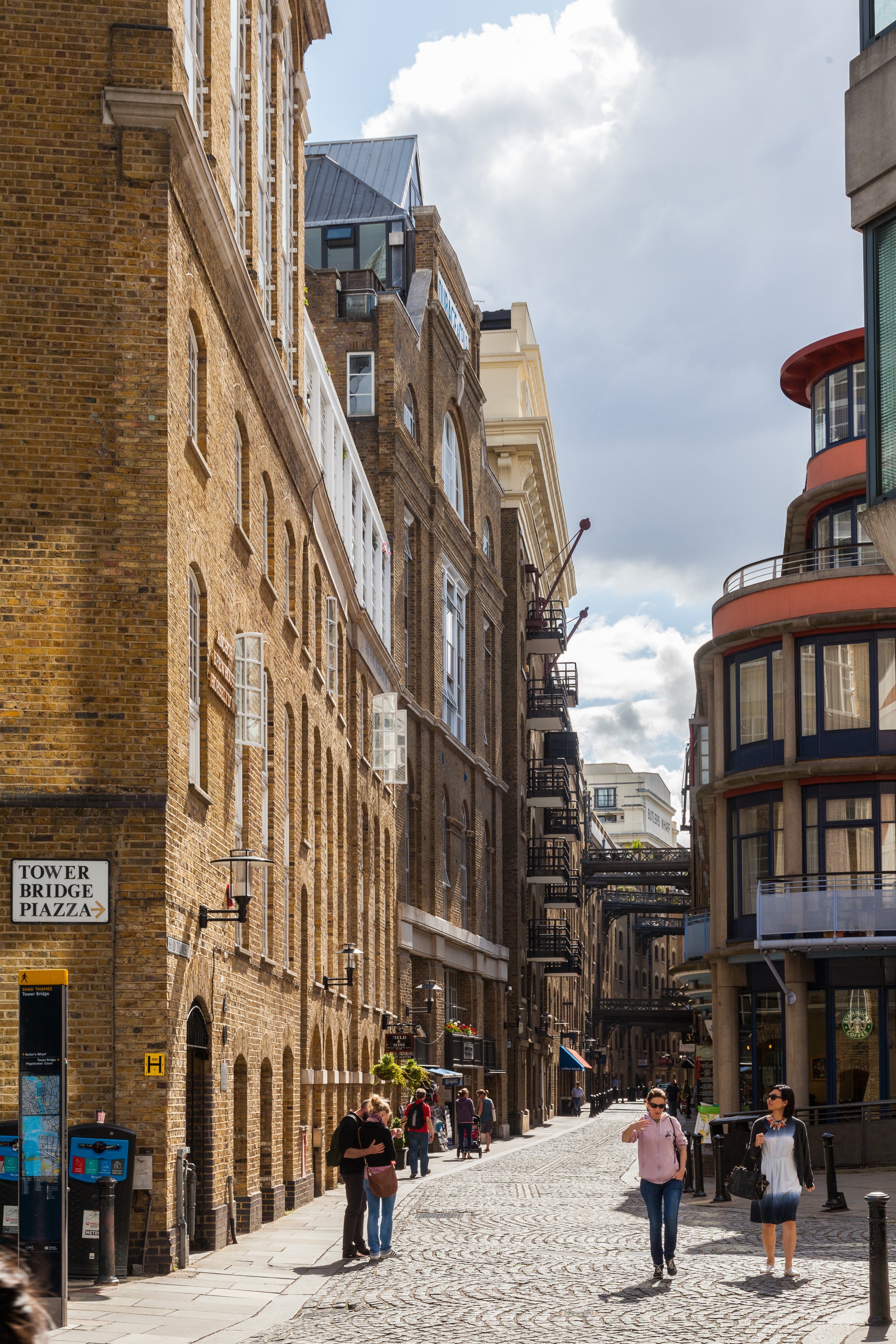 Shad Thames, Londres, Inglaterra, 2014-08-11, DD 088