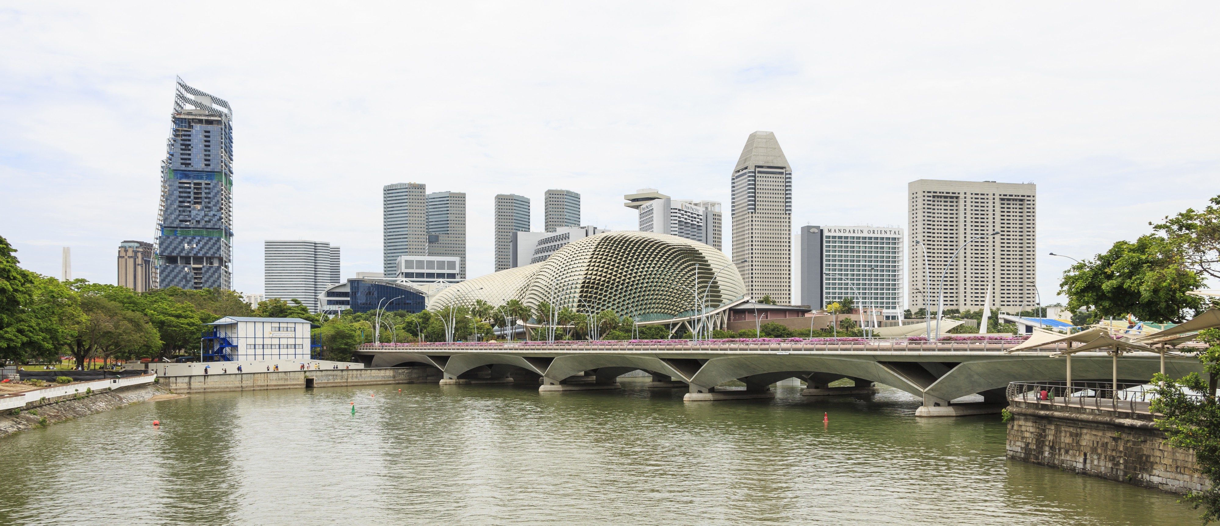 Singapore Esplanade-Bridge-01