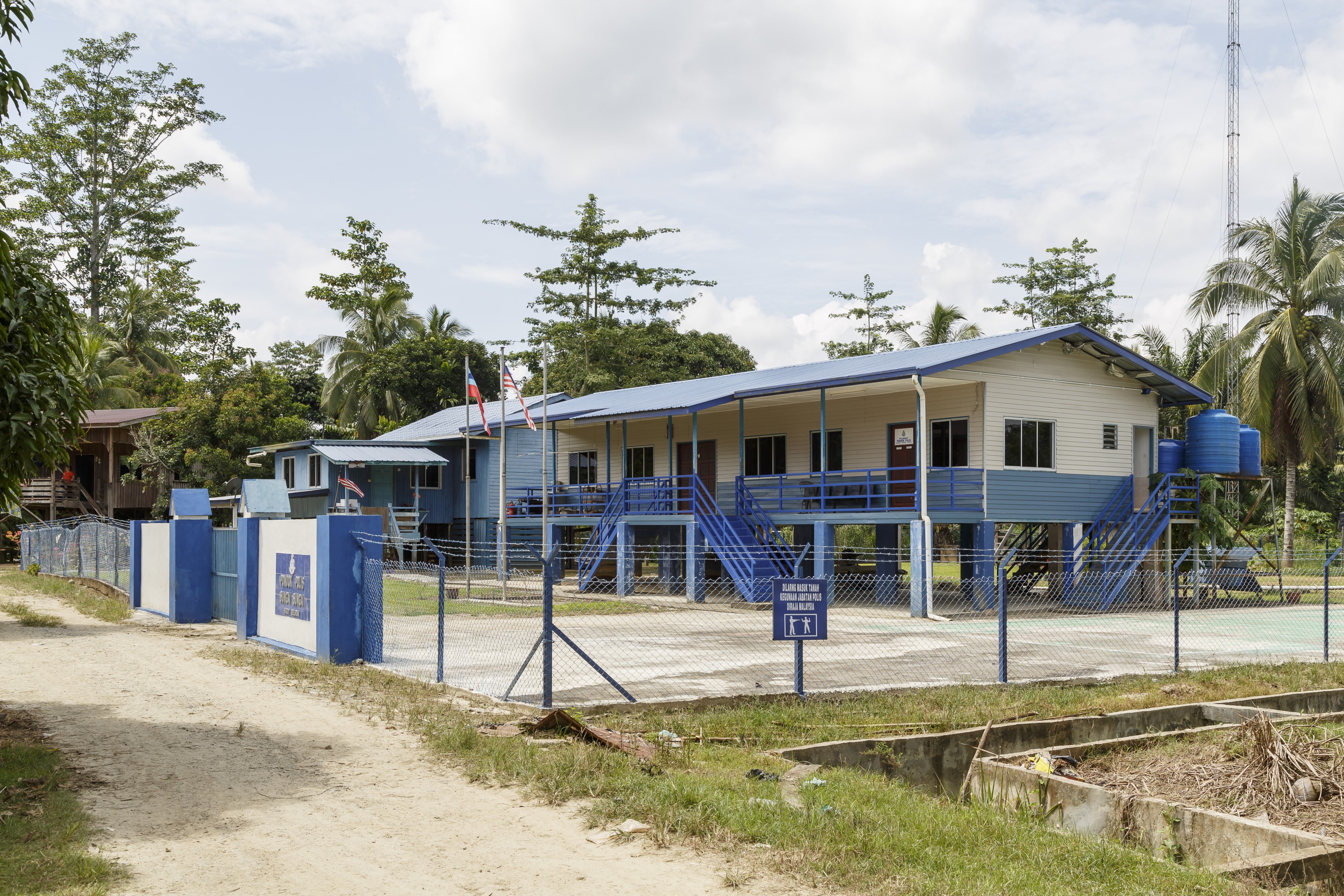 Sungai-Sungai Sabah Police-station-01