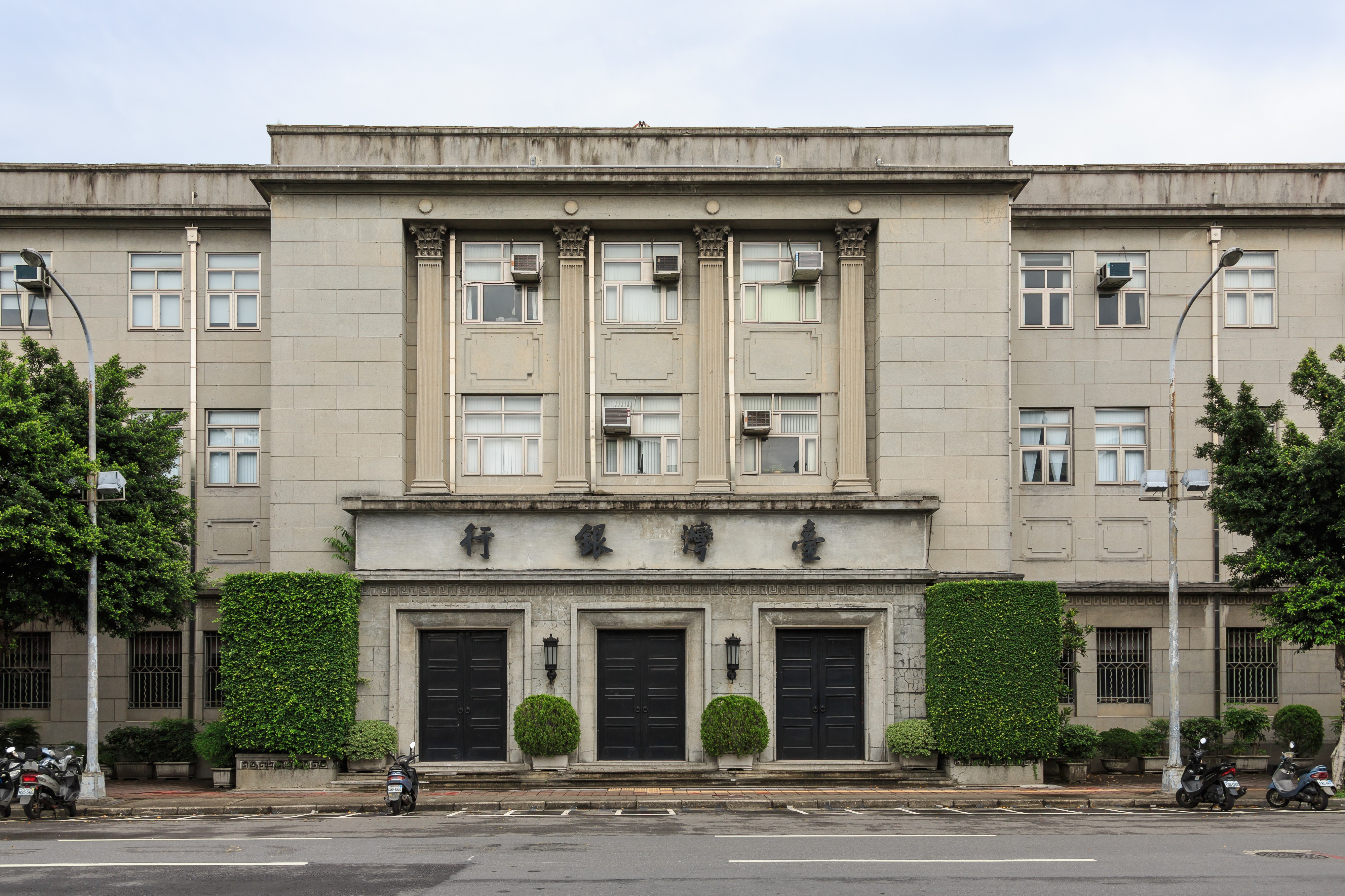 Taipei Taiwan Bank-of-Taiwan-Head-Office-Building-02
