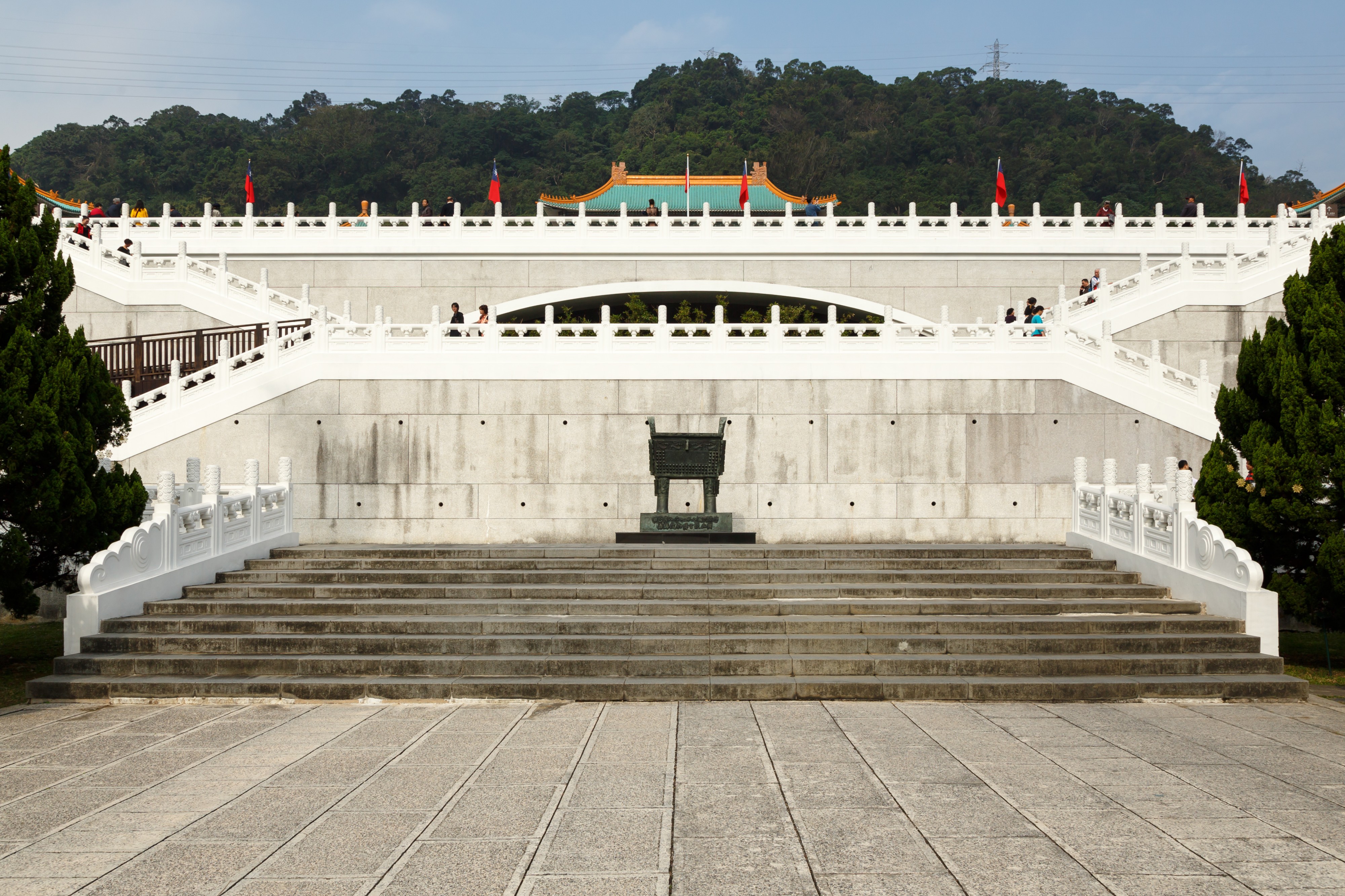 Taipei Taiwan National-Palace-Museum-01