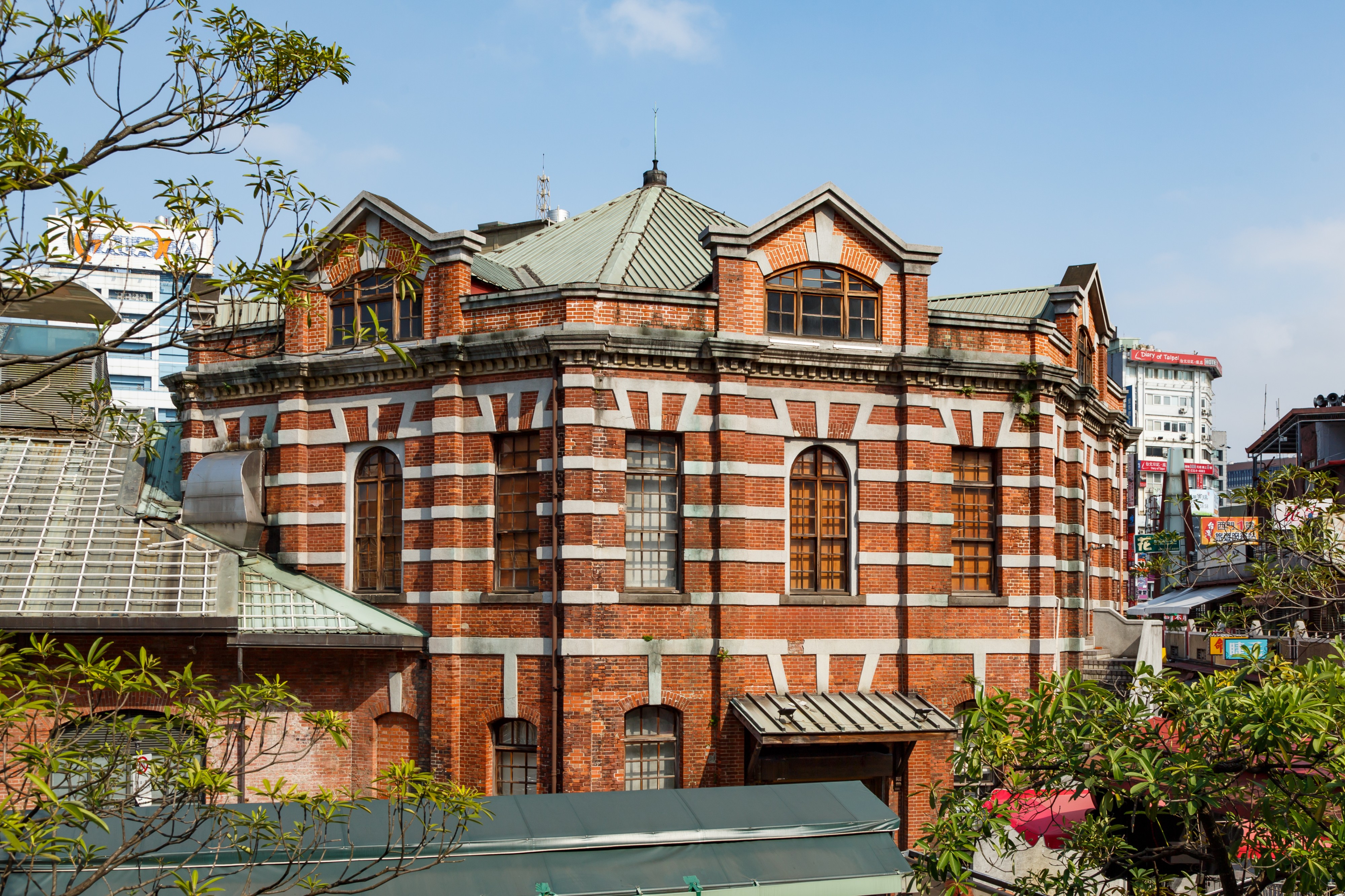 Taipei Taiwan Red-House-Theater-01